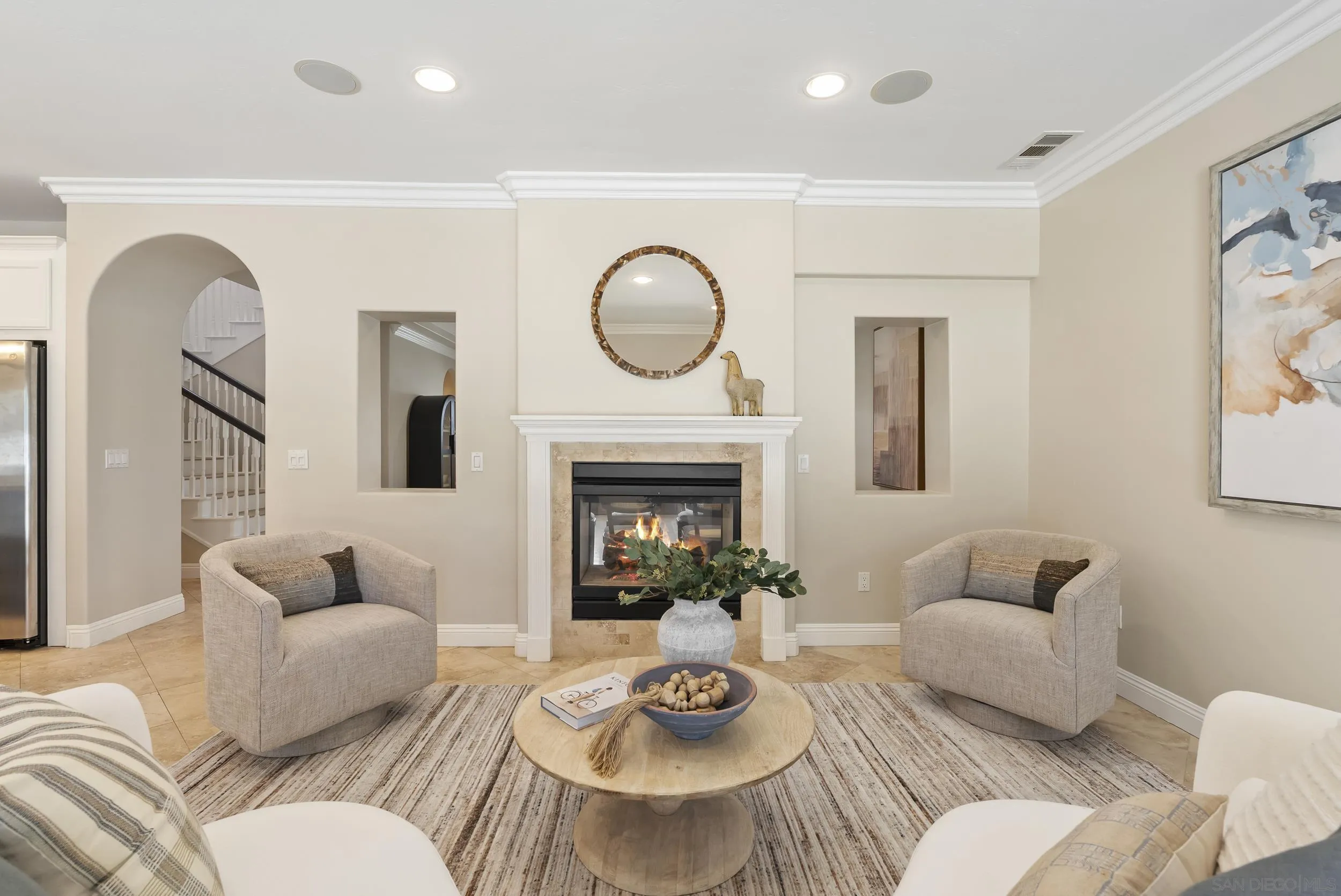 https://cdn.realtyfeed.com/cdn/127/260015000/636e16af32950d74b389582c655bb67f.webp