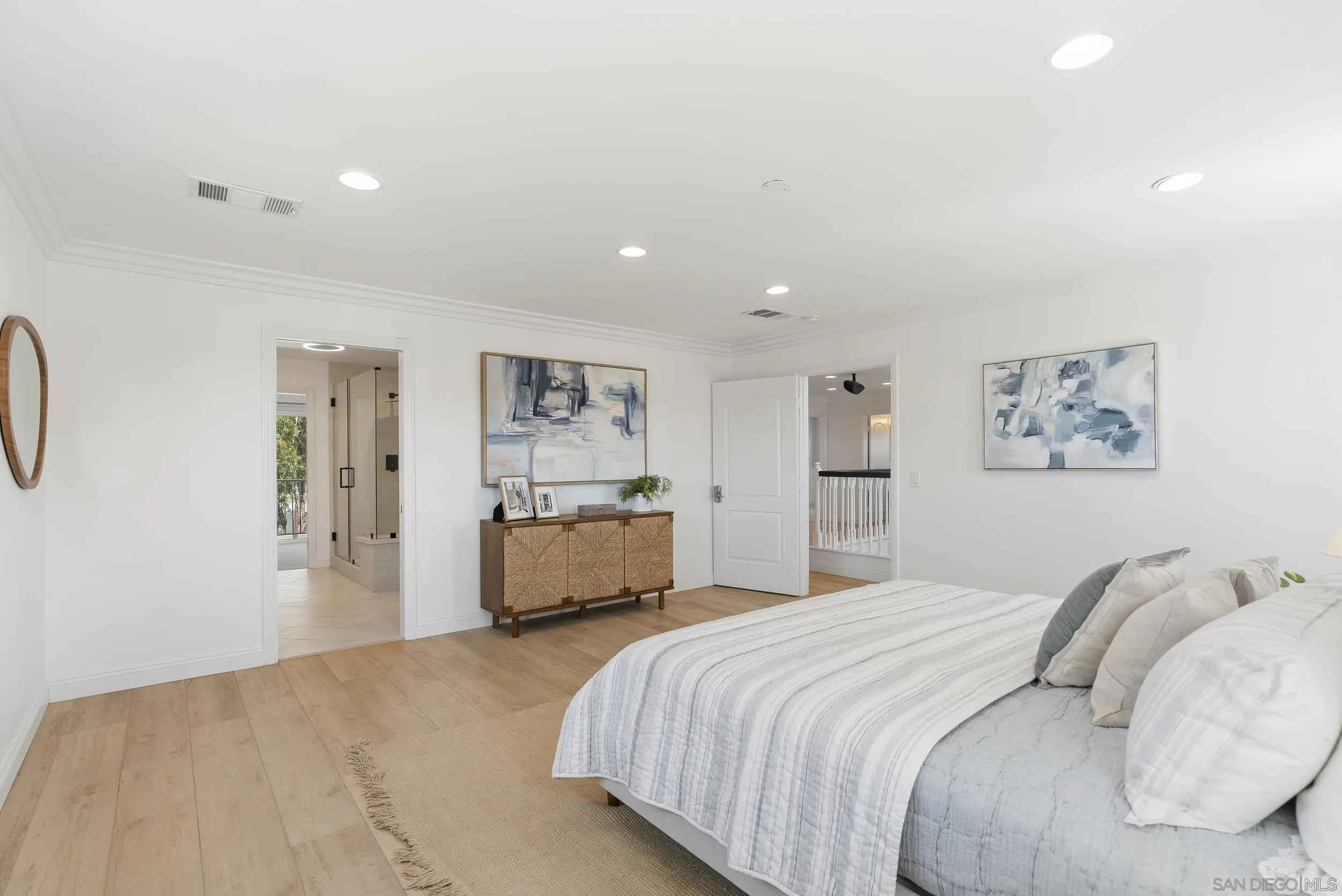 https://cdn.realtyfeed.com/cdn/127/260015000/80ab8b00783440c4baba338c562e5600.webp