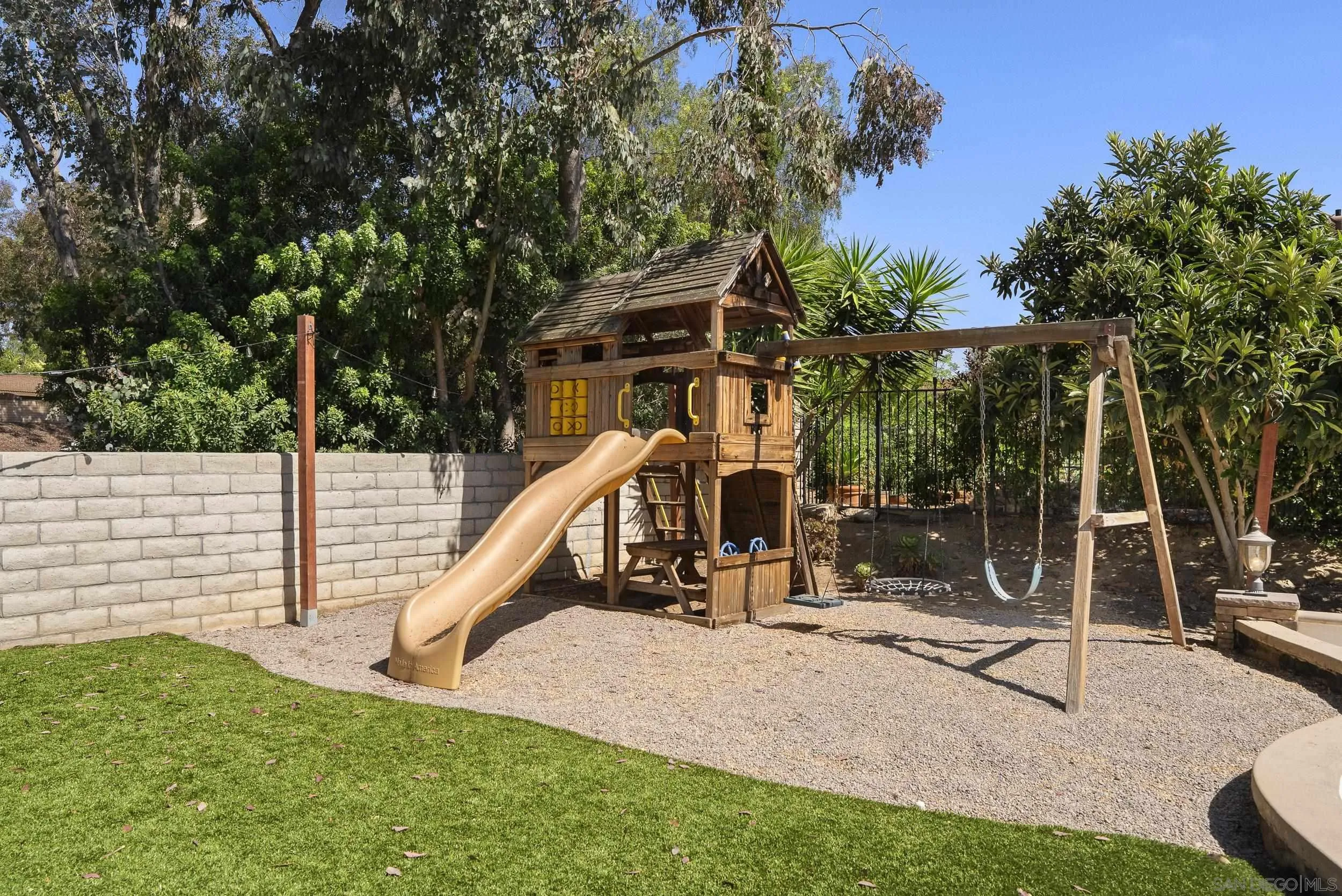 https://cdn.realtyfeed.com/cdn/127/260015000/a16ae912080292f7ec6254a206283244.webp