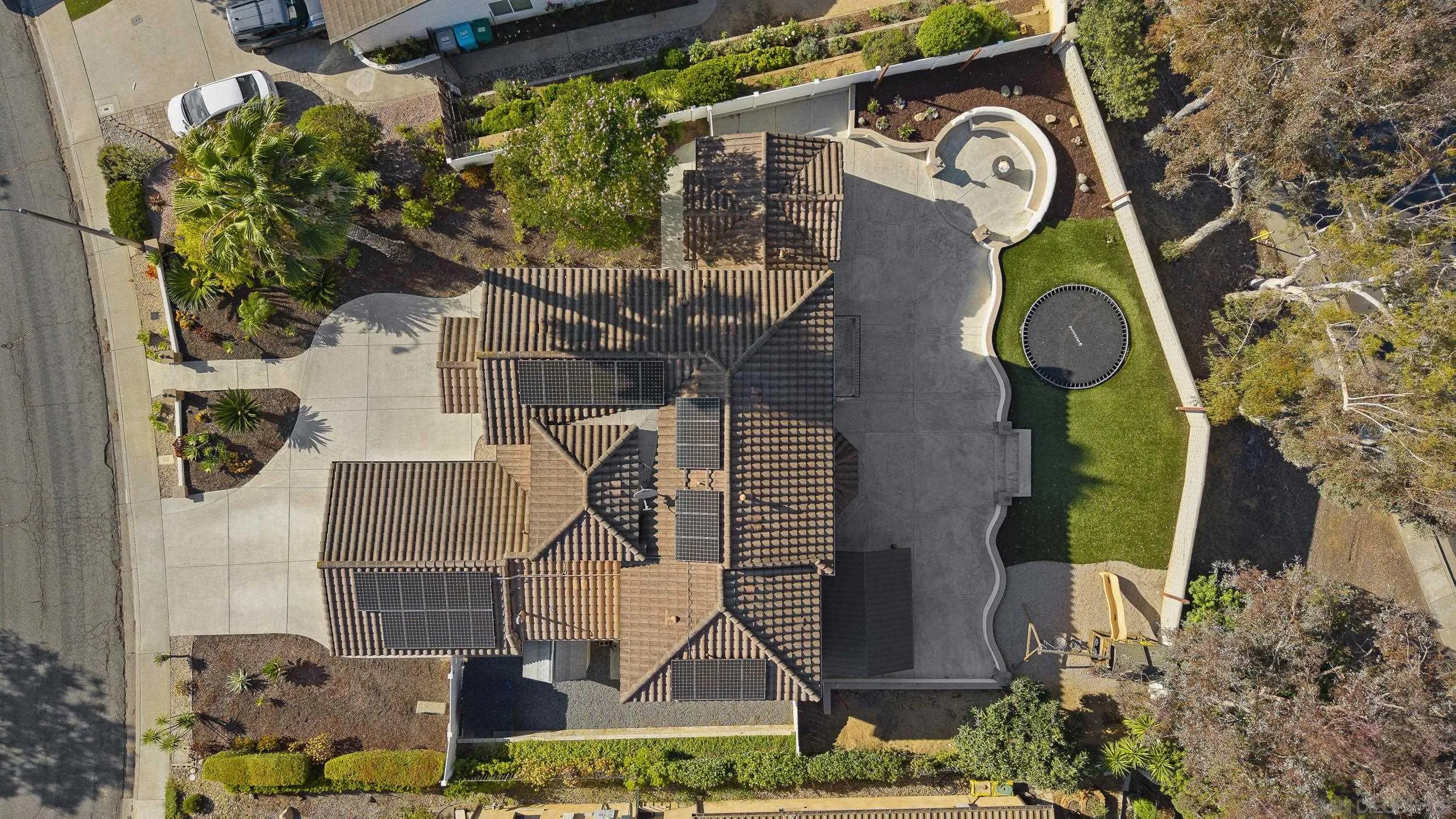 https://cdn.realtyfeed.com/cdn/127/260015000/a3e931cea5a9aea1e27a6cfd7c5e91be.webp