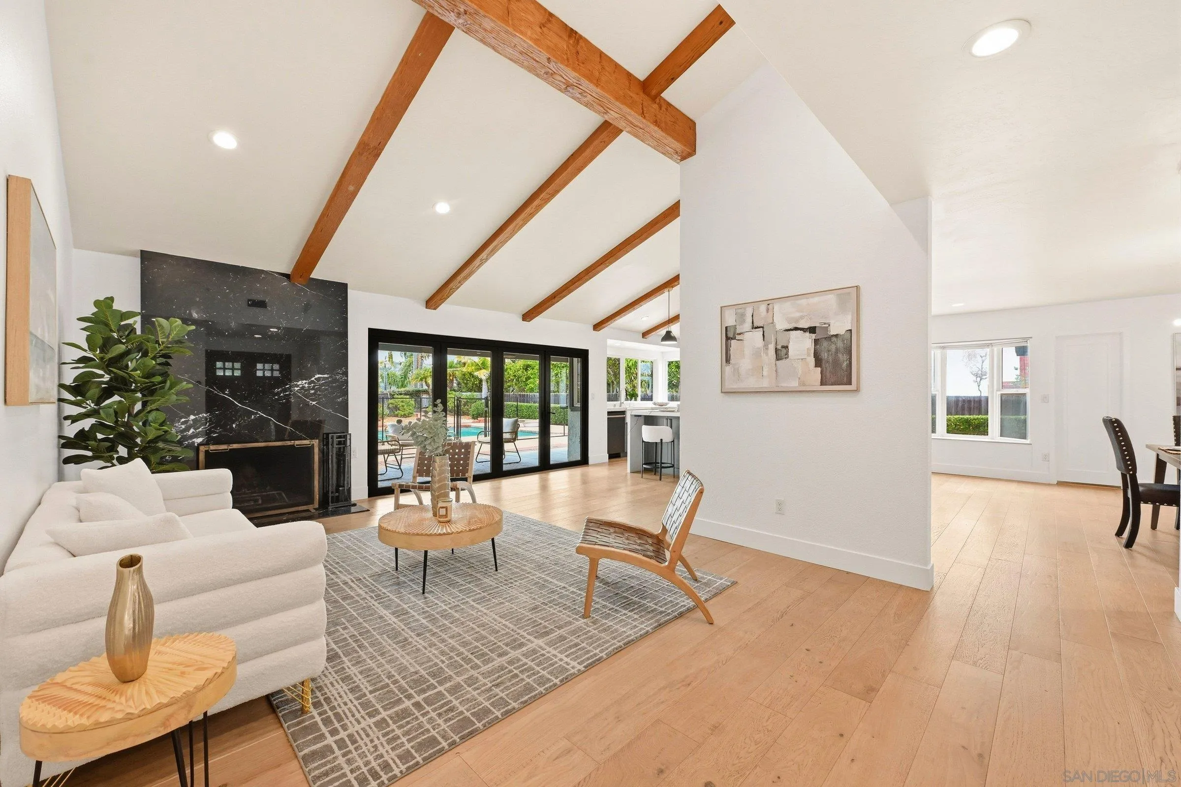 https://cdn.realtyfeed.com/cdn/127/260015001/3e961b9fbc804bba2c682a892ceea42d.webp