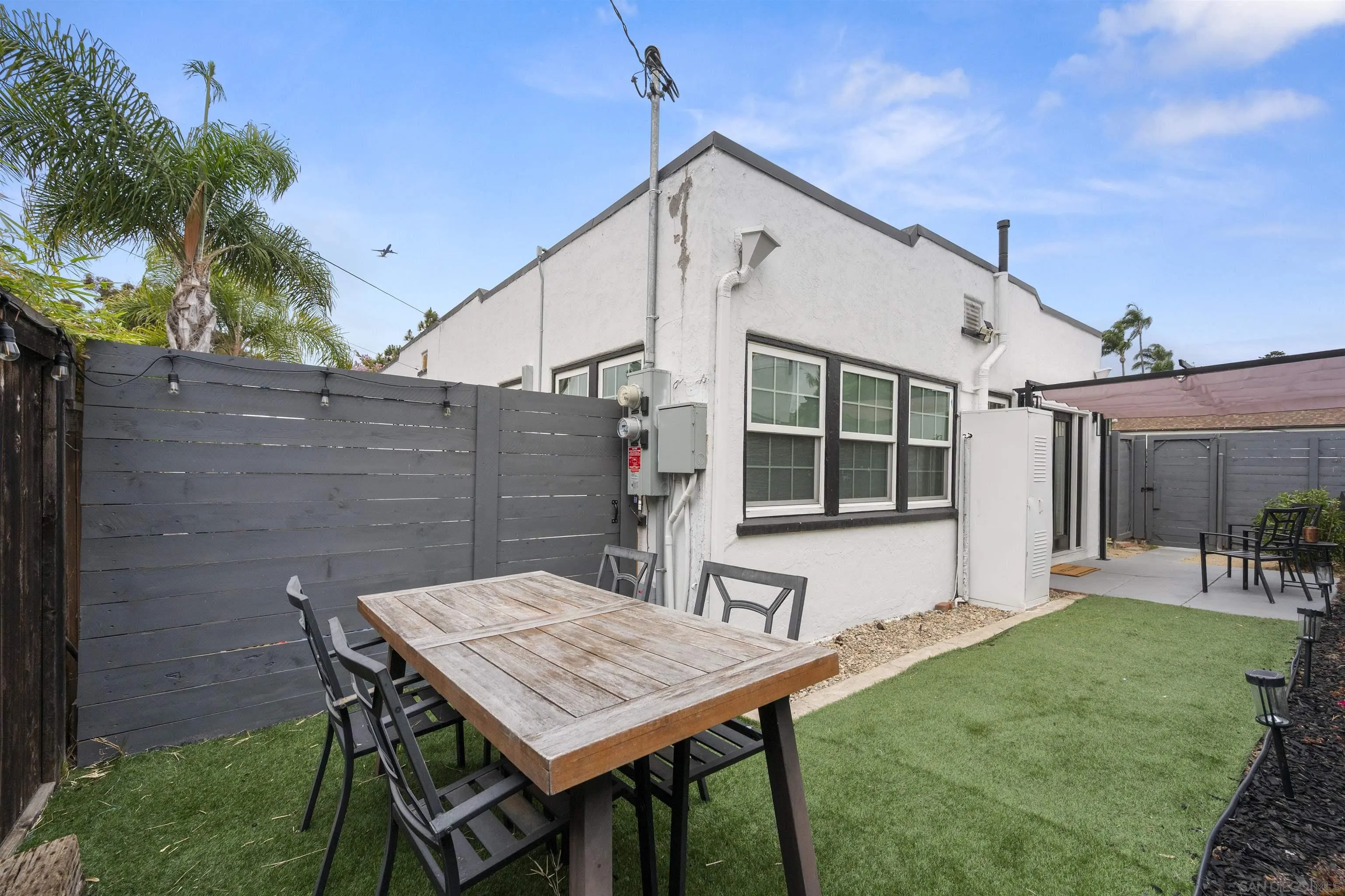 https://cdn.realtyfeed.com/cdn/127/260015003/d1dc529d669c4067ace43fec3ec7cd9f.webp