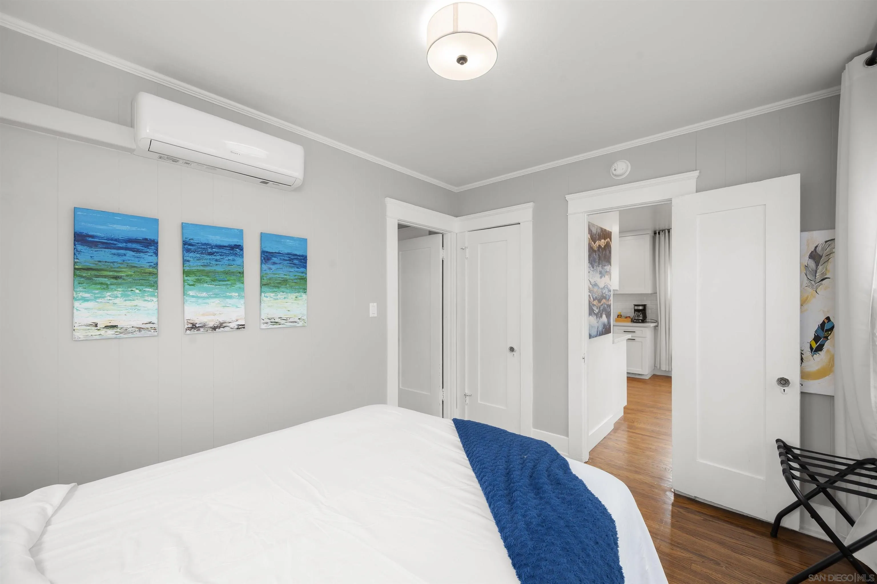 https://cdn.realtyfeed.com/cdn/127/260015003/f5854342fca3f67f2a7a4e8feefcf6dd.webp