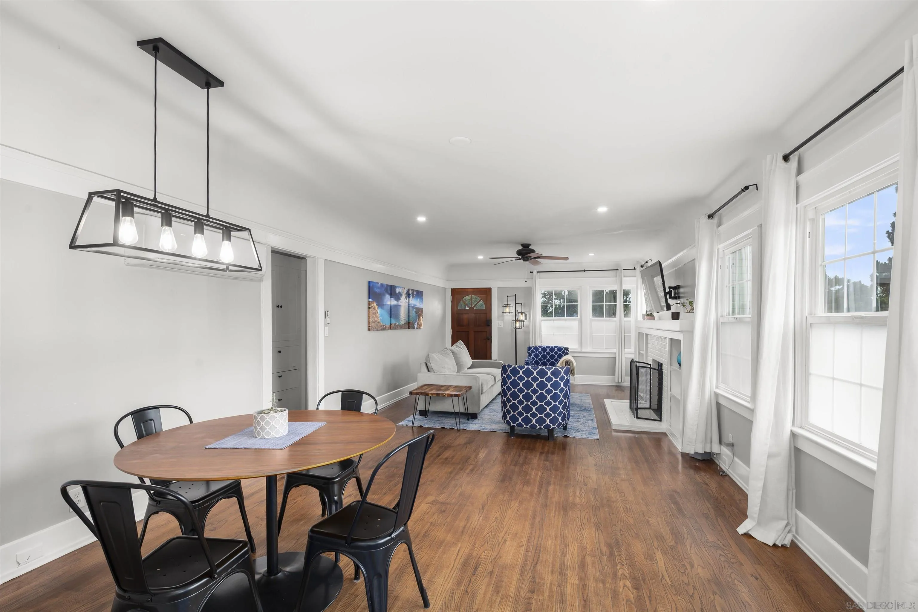 https://cdn.realtyfeed.com/cdn/127/260015003/f874fddae2688a662f41200634f2b89e.webp