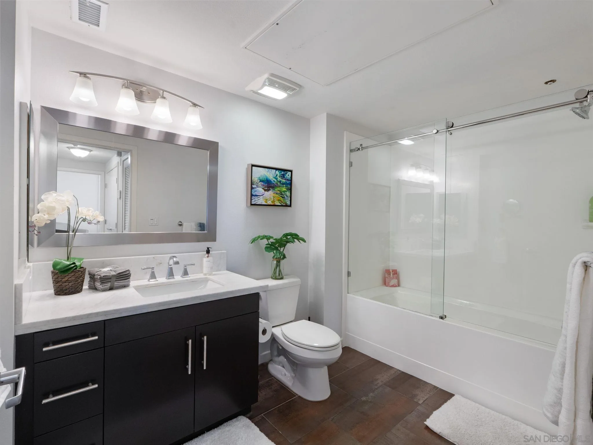 Photo #5: 260015010 Listing: Photo #5