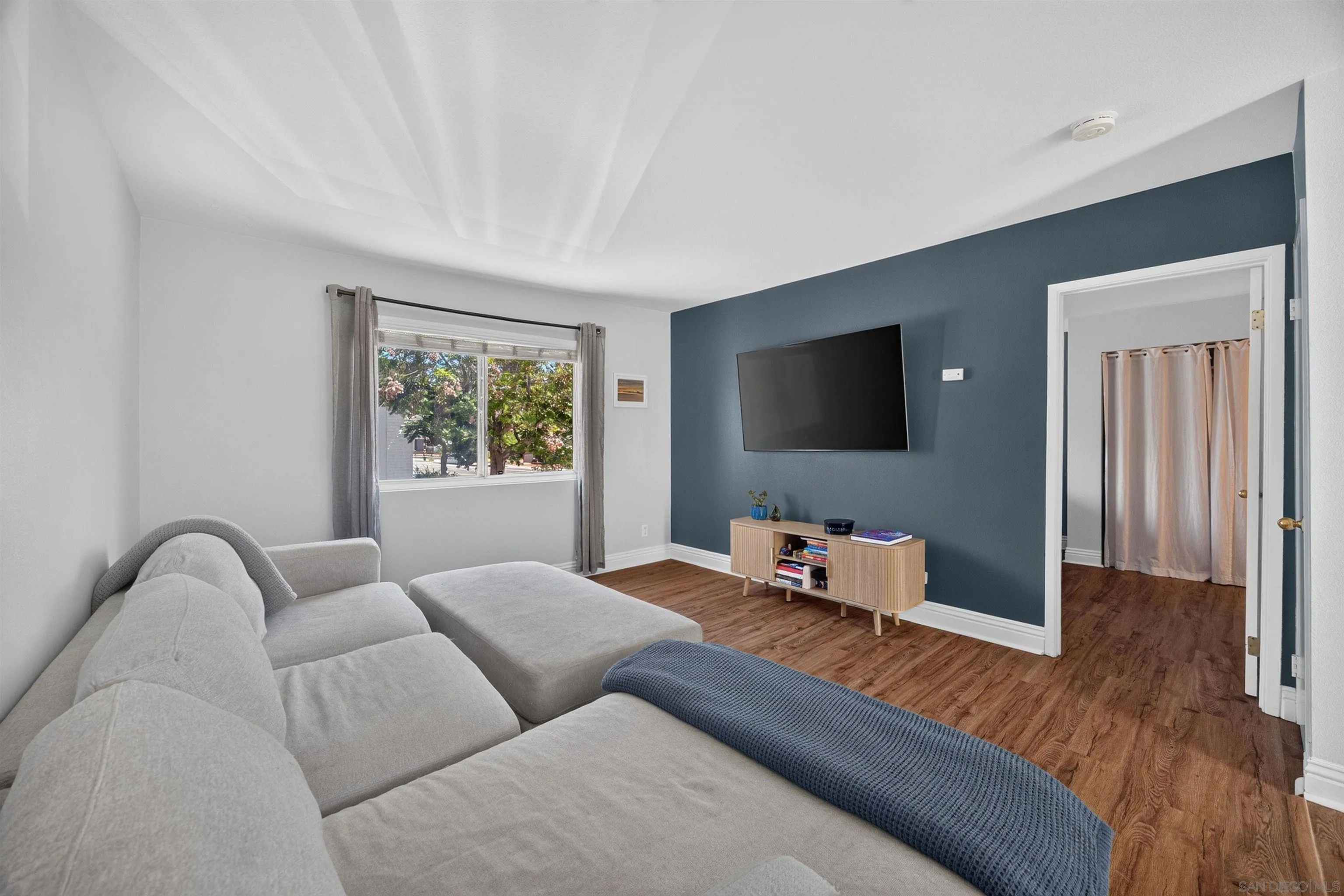 Photo #10: 260015011 Listing: Photo #10