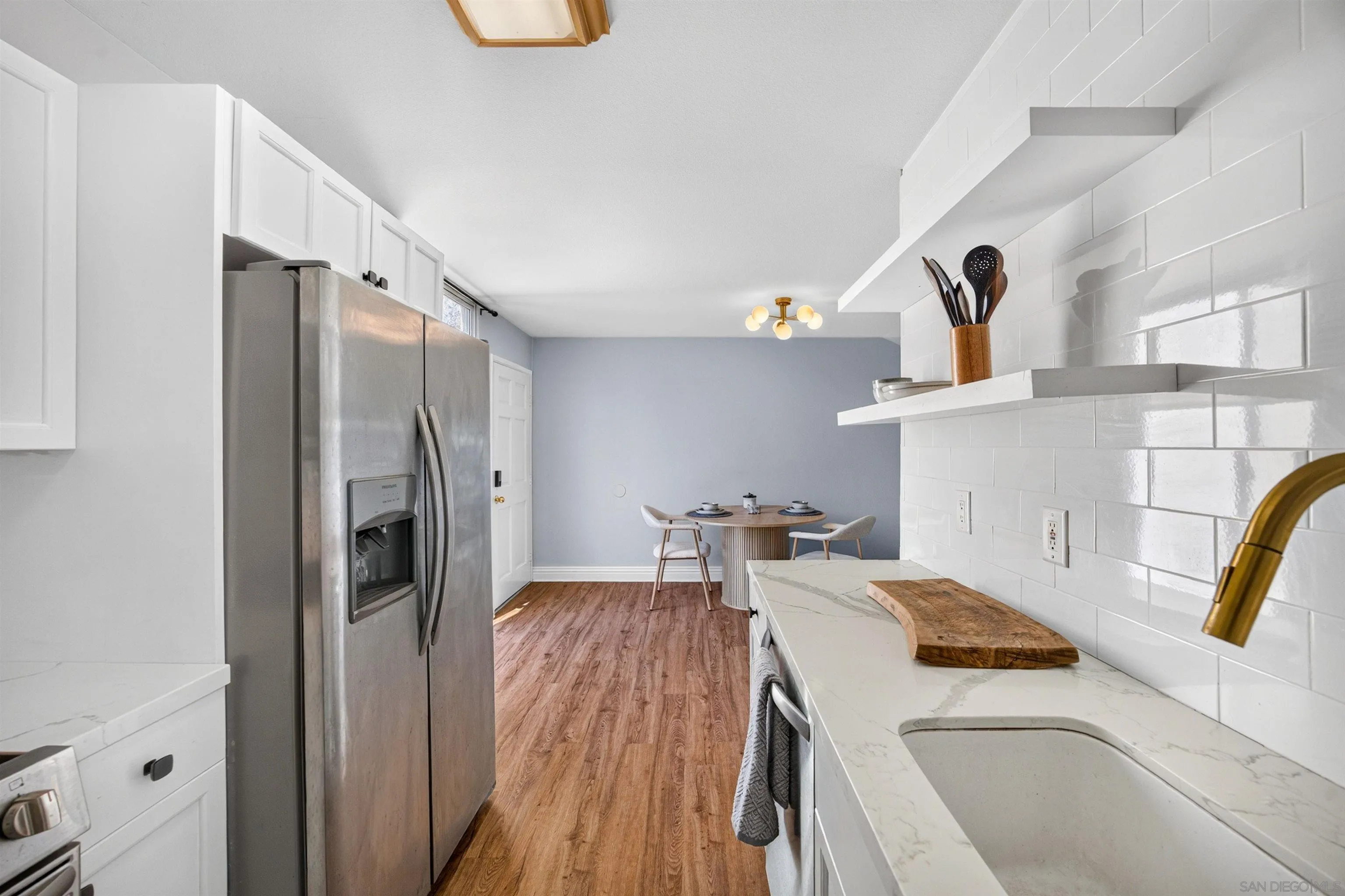 Photo #7: 260015011 Listing: Photo #7