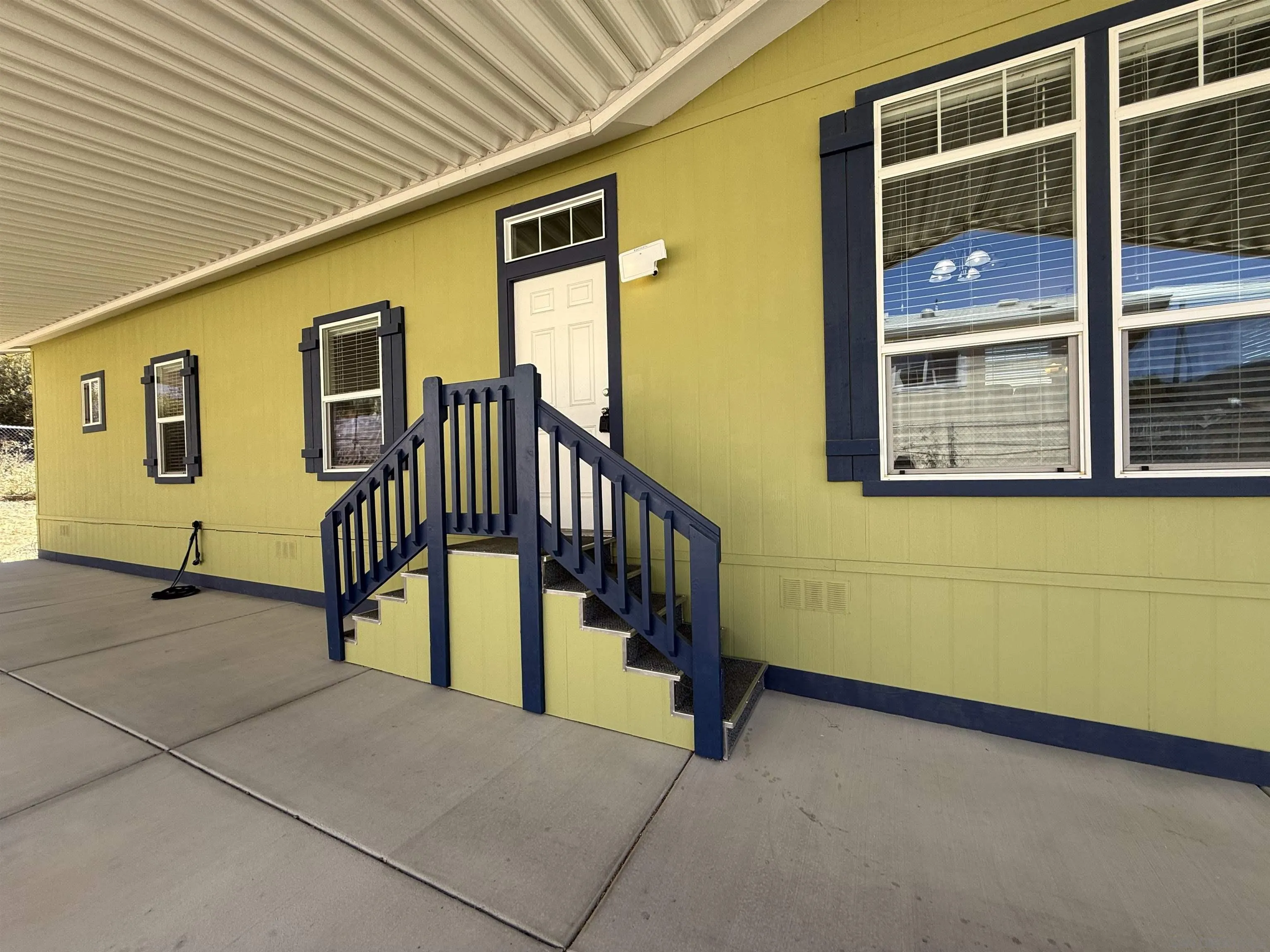 https://cdn.realtyfeed.com/cdn/127/260015013/3954408a266bdbd6936657c90f04e431.webp