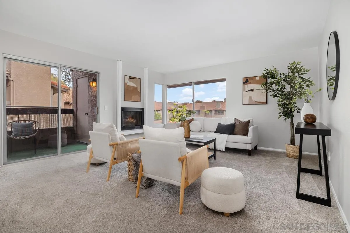 https://cdn.realtyfeed.com/cdn/127/260015014/09ef969f396e02af4fd857e44659489a.webp