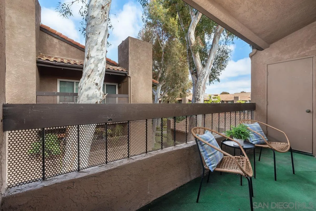 https://cdn.realtyfeed.com/cdn/127/260015014/170bf4c4da765249816f62b5a55d16e7.webp