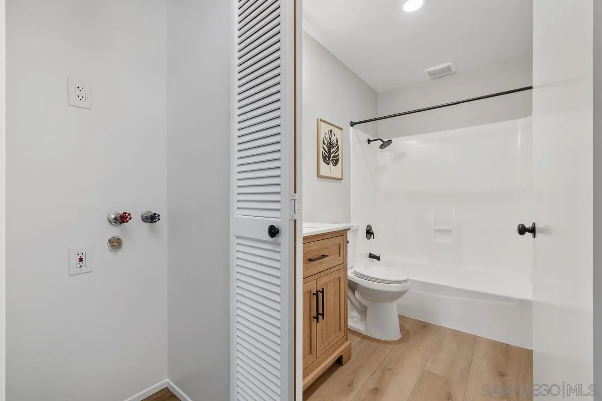 https://cdn.realtyfeed.com/cdn/127/260015014/26707077d8fc9c1af119c613ae50a9c7.webp