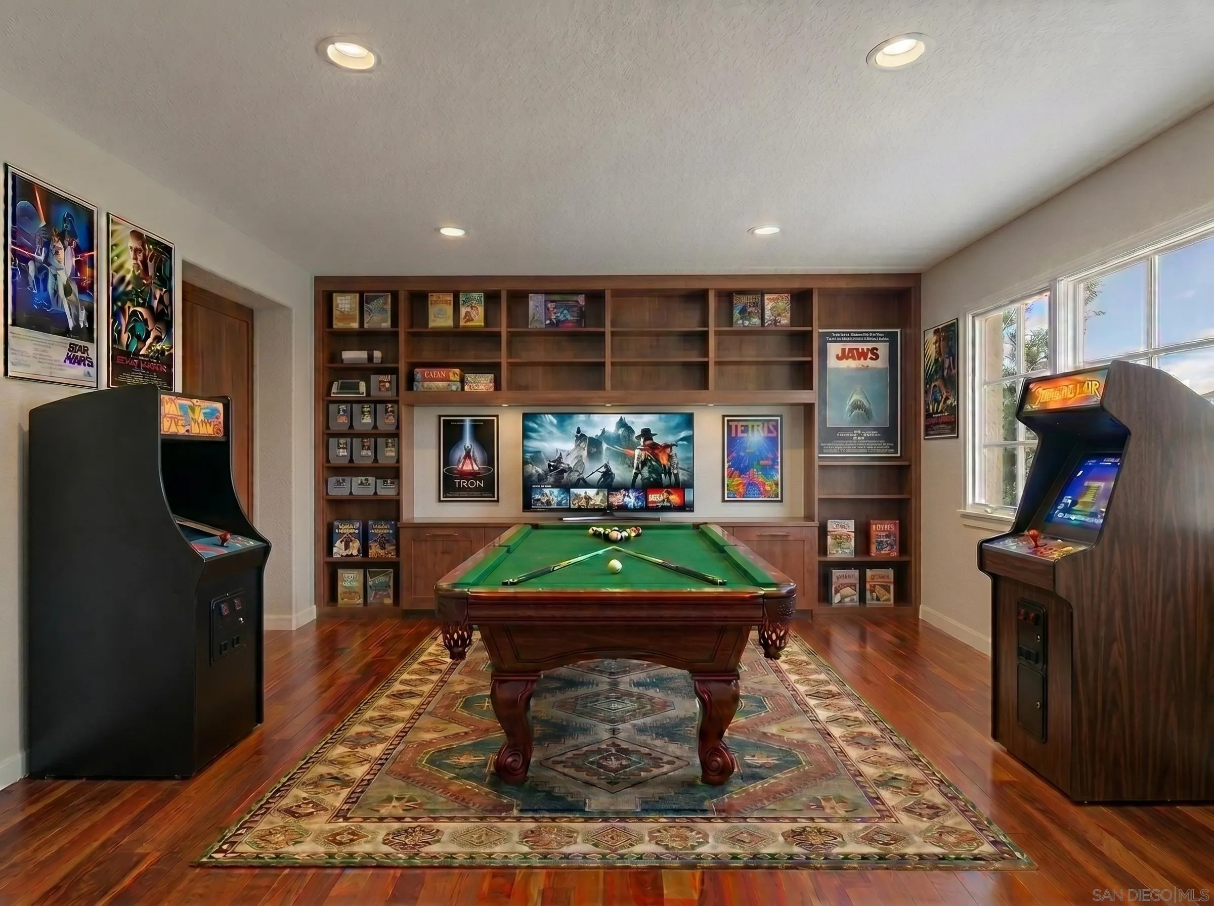 https://cdn.realtyfeed.com/cdn/127/260015016/119bf8b462d87aa16e6d799b1a7d2d61.webp