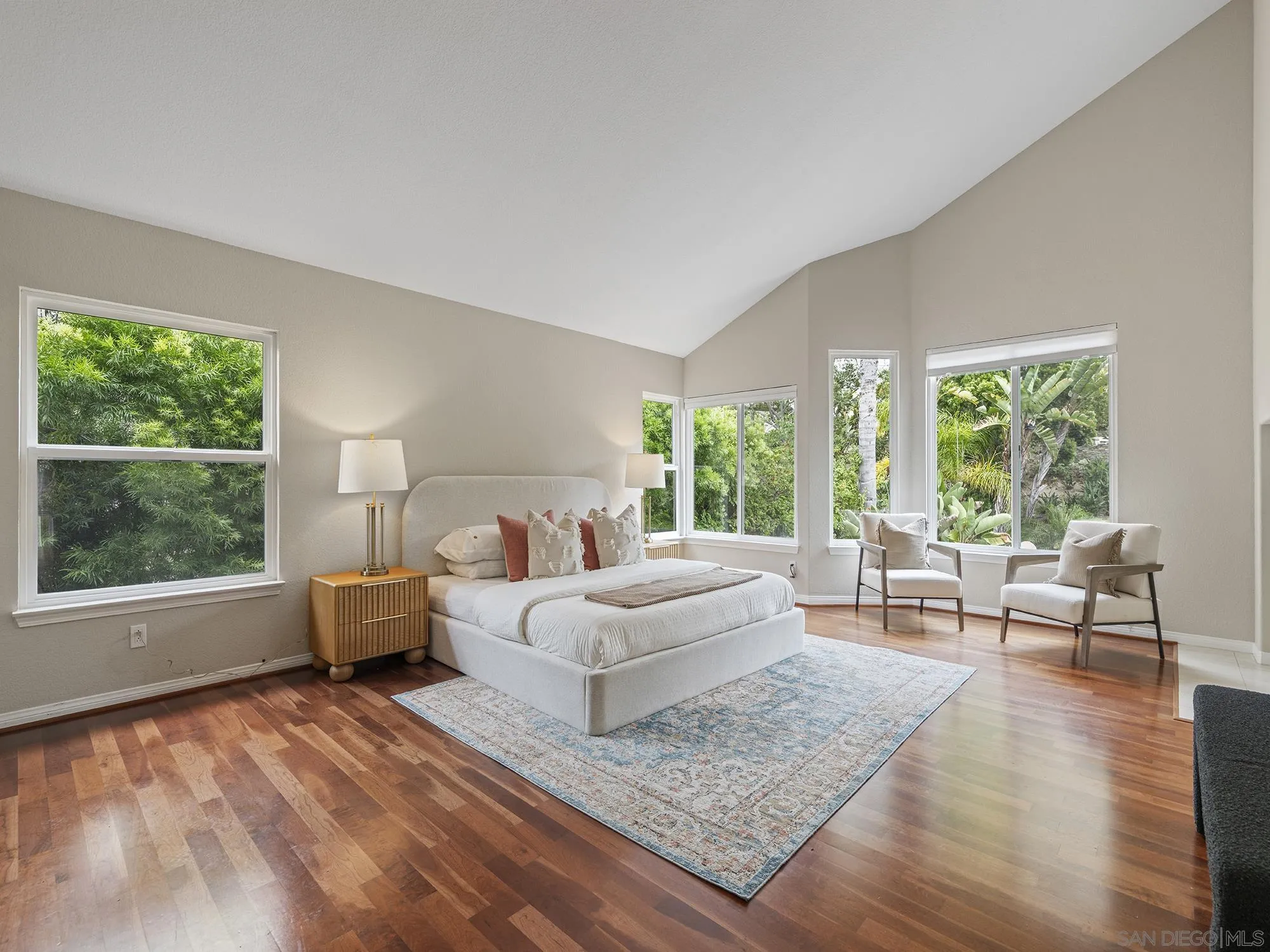 https://cdn.realtyfeed.com/cdn/127/260015016/1676e5f5a24167508c25a94f1e8d823f.webp