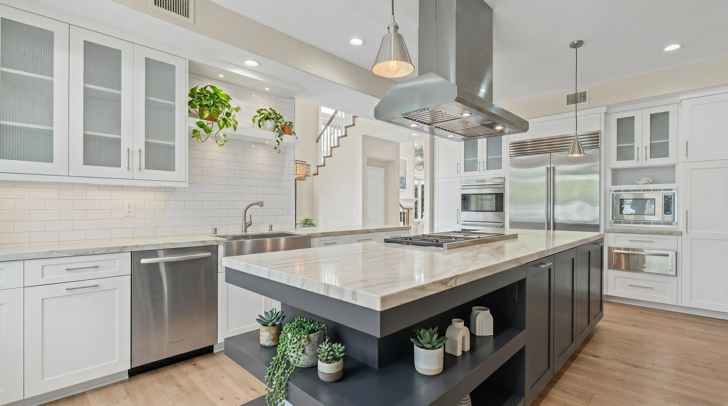 https://cdn.realtyfeed.com/cdn/127/260015016/1e10ac5f837c77fc58555d6dbdadd2d0.webp