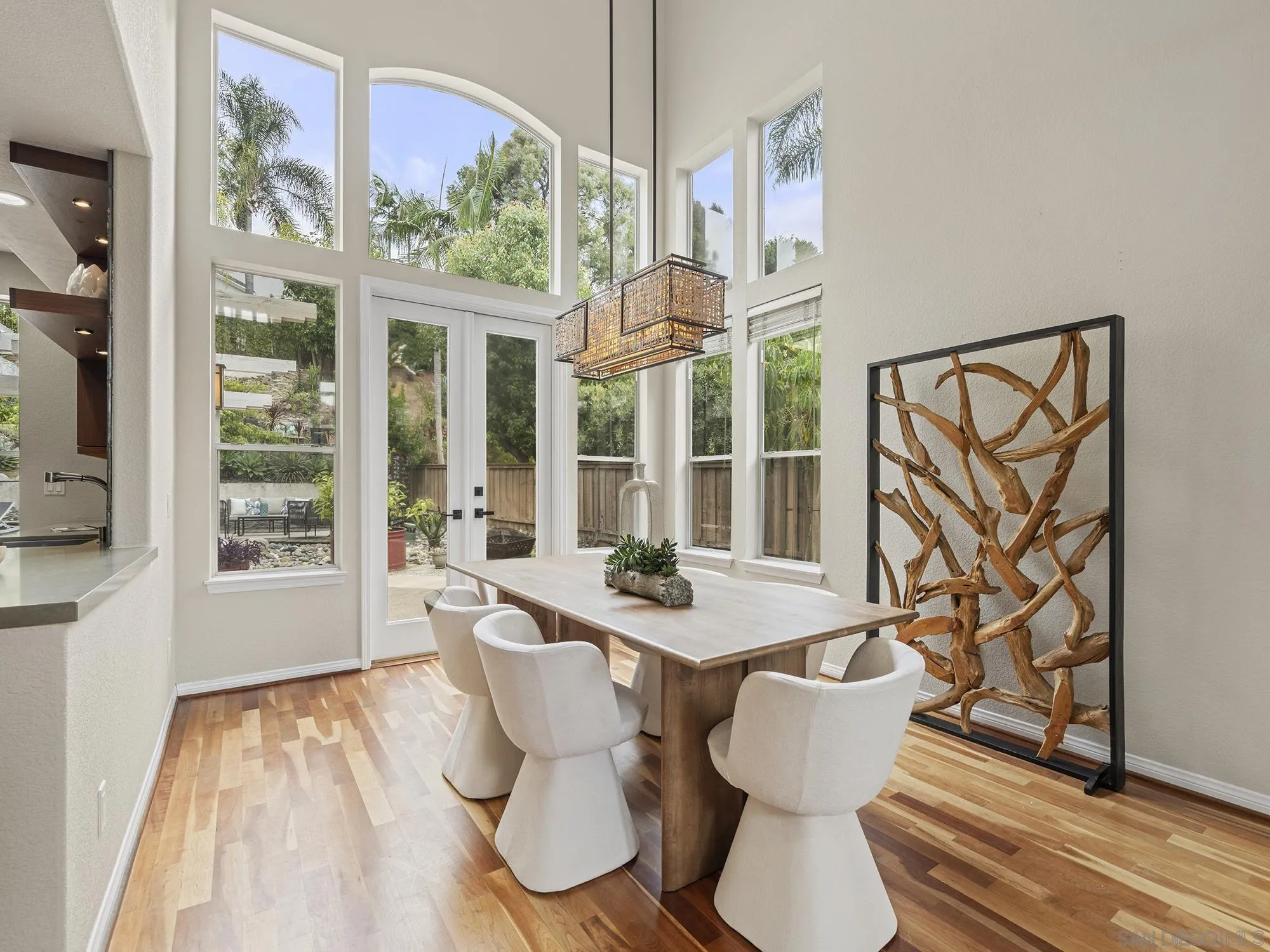 https://cdn.realtyfeed.com/cdn/127/260015016/31c601020d6bf1ea9092b2cf13f9d14d.webp