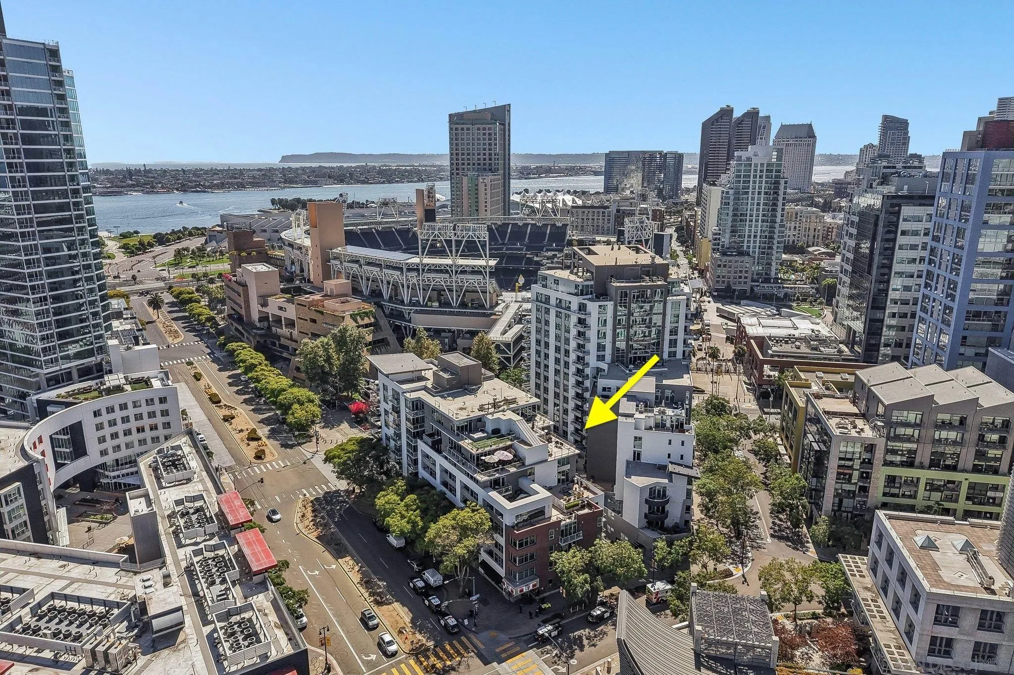 https://cdn.realtyfeed.com/cdn/127/260015022/1690c5ae8caf02d158404f43e89cc7b3.webp