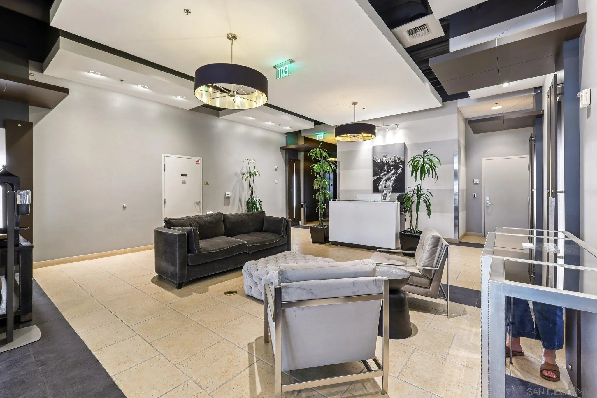 https://cdn.realtyfeed.com/cdn/127/260015022/43cf589ab2b9f41d9f57c191ada0cc81.webp