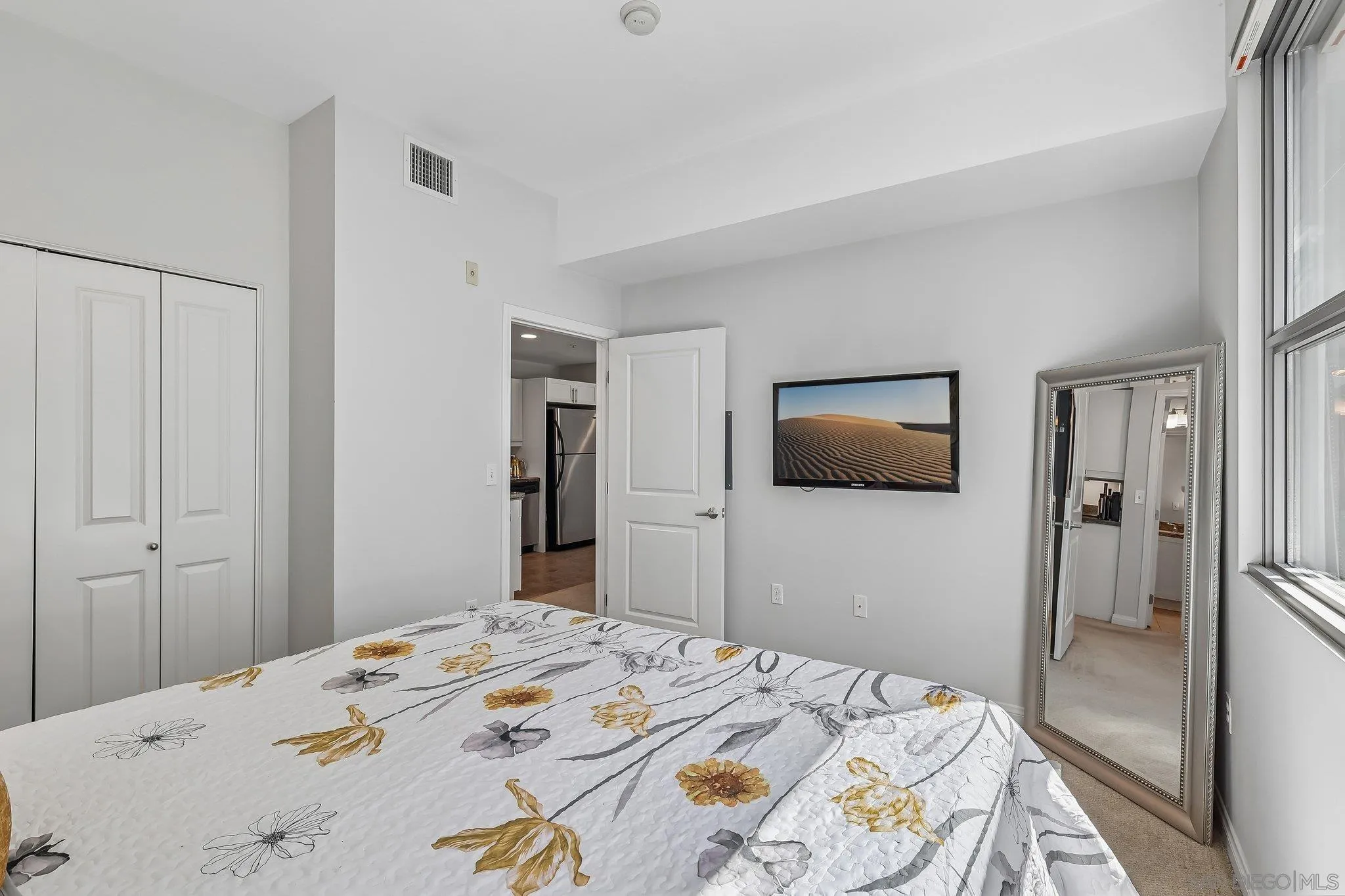 https://cdn.realtyfeed.com/cdn/127/260015022/a7dc78f6e3d0bedeeb10dbe65d5acfbf.webp