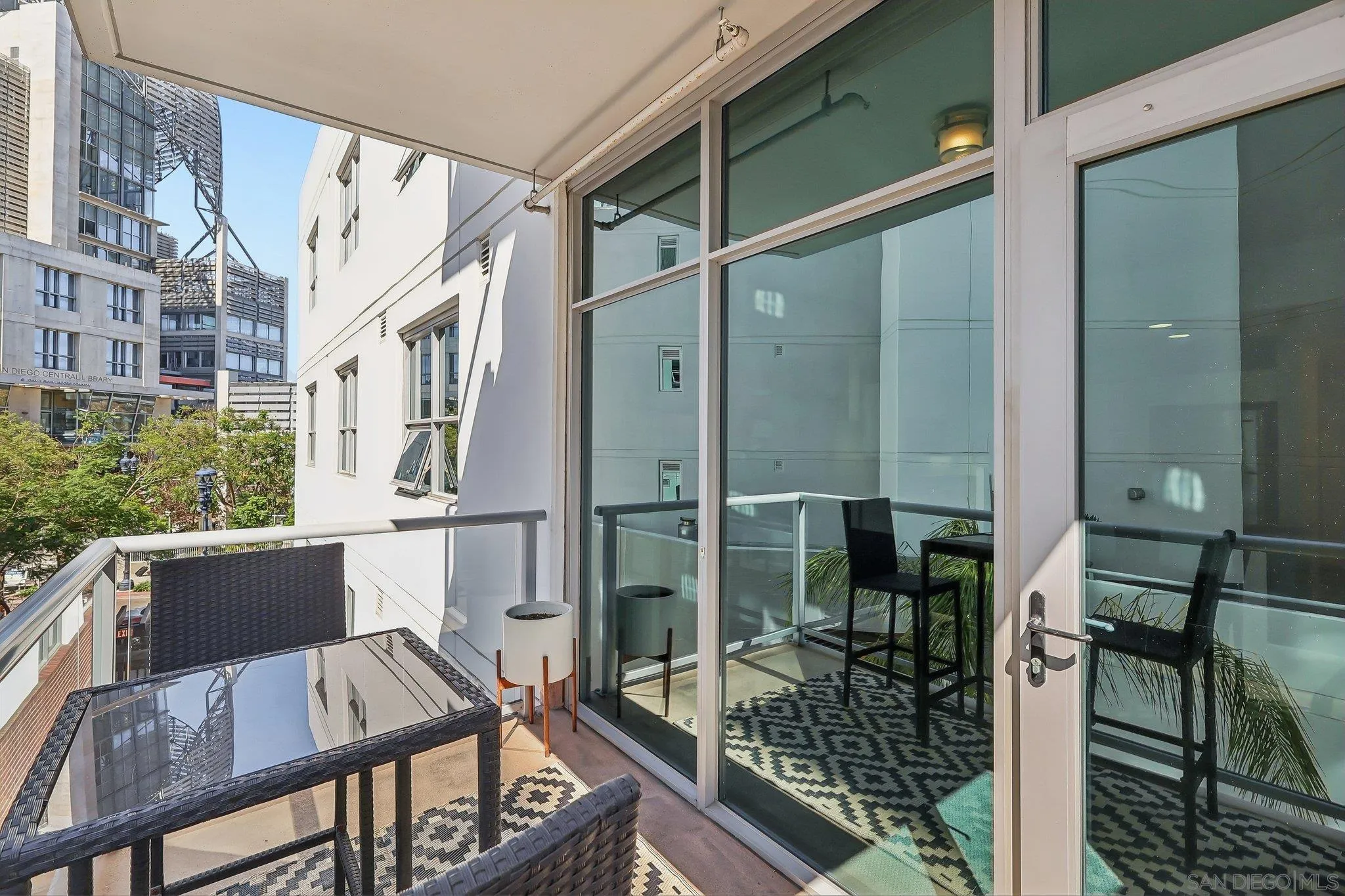https://cdn.realtyfeed.com/cdn/127/260015022/ea9cccdd55cc95f7d01b38ce1e67ad78.webp