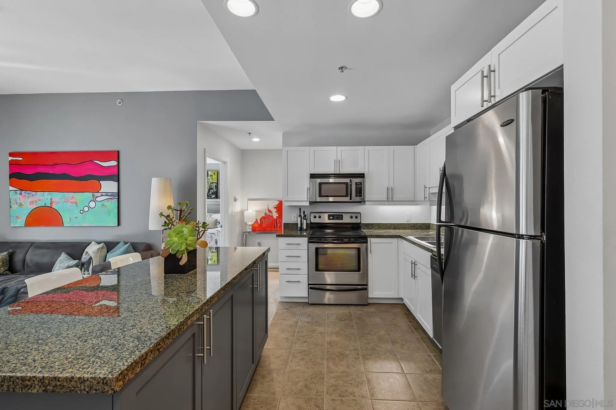 https://cdn.realtyfeed.com/cdn/127/260015022/f4f1e8a5a5938d440dd2dca09d4130b9.webp