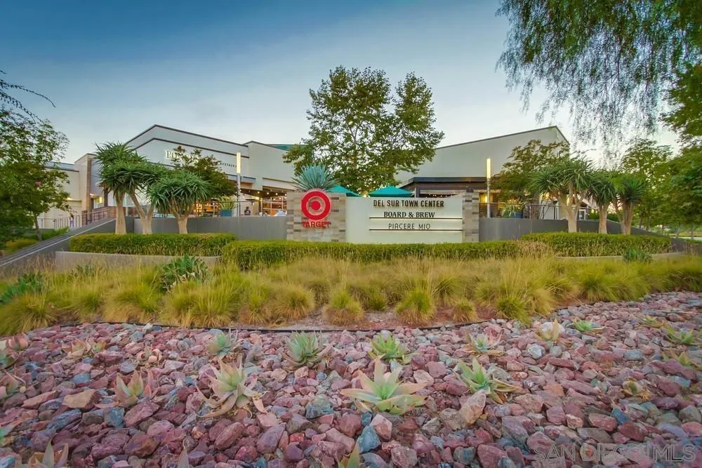 https://cdn.realtyfeed.com/cdn/127/260015026/249a692687dedb9ce9ab125774127f75.webp