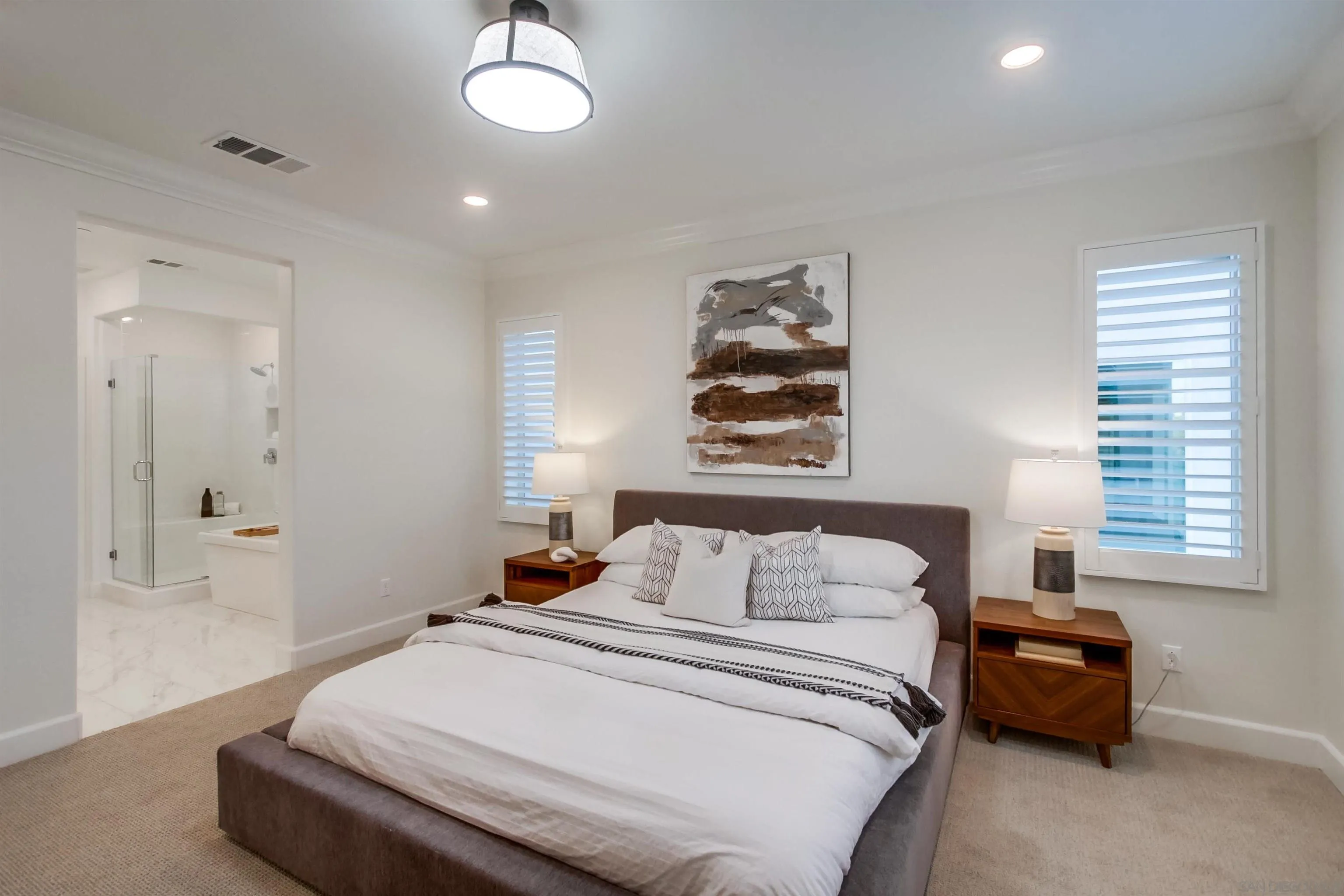 https://cdn.realtyfeed.com/cdn/127/260015026/f72fdca5d1b70b258f527667cbc5a33f.webp