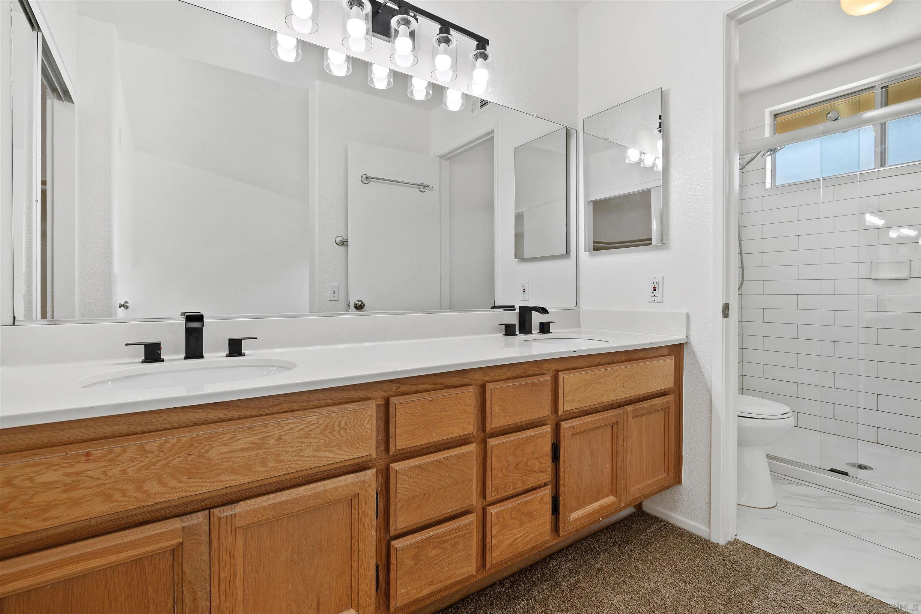 Photo #16: 260015031 Listing: Photo #16