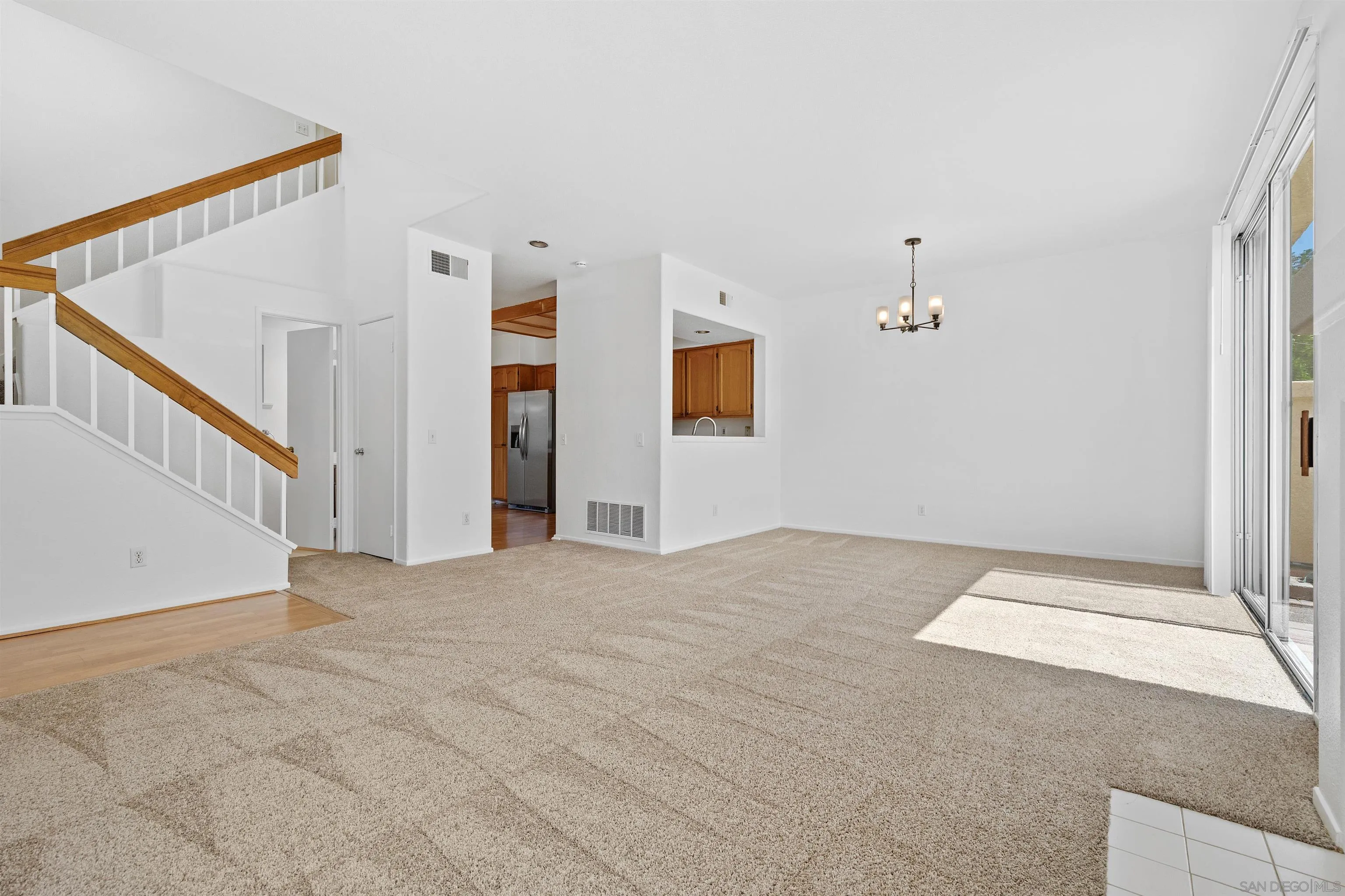Photo #7: 260015031 Listing: Photo #7