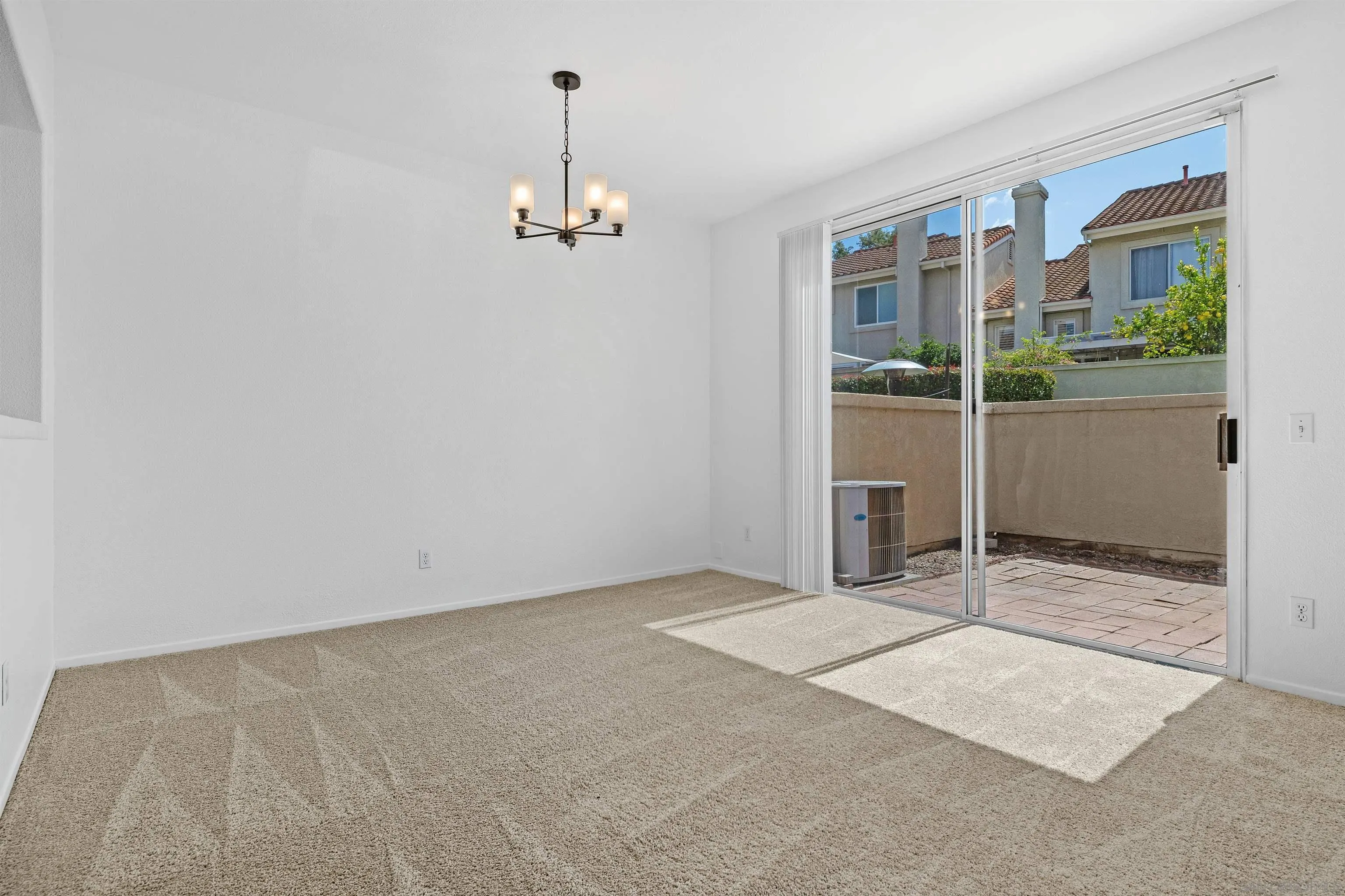 Photo #11: 260015031 Listing: Photo #11