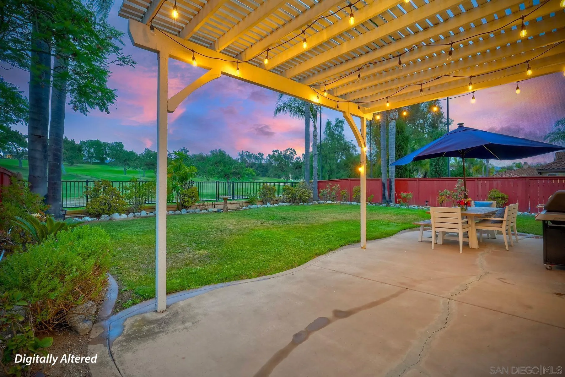 https://cdn.realtyfeed.com/cdn/127/260015032/3159209122394c13759b21fe369fc09a.webp