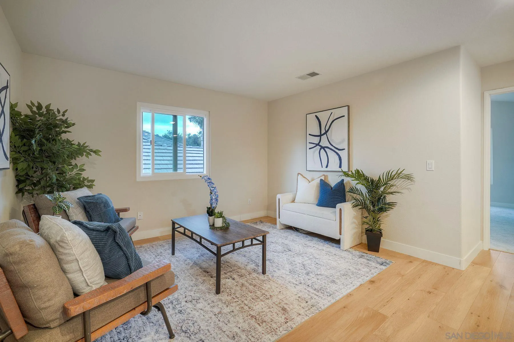 https://cdn.realtyfeed.com/cdn/127/260015032/fdc6a492a806f03d45ae0f7dc45c03bd.webp