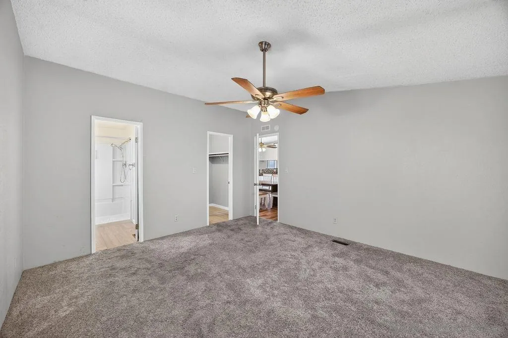 https://cdn.realtyfeed.com/cdn/127/260015034/3493a075f870ff70d5684af8a1cc7fe2.webp