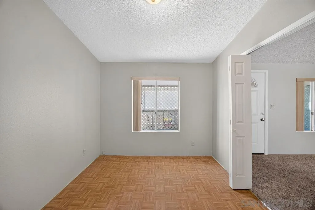 https://cdn.realtyfeed.com/cdn/127/260015034/bbf638004b03666c6eef971fbc631054.webp