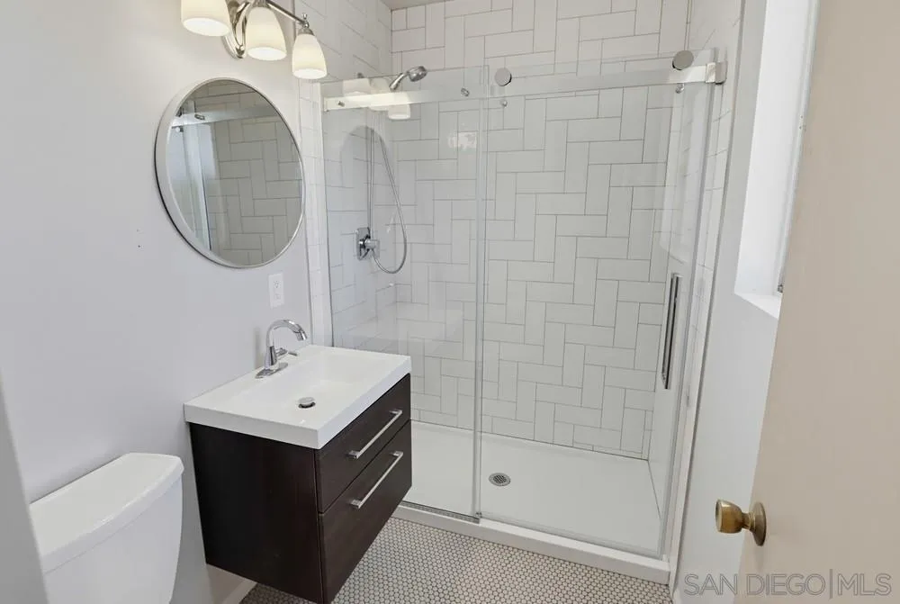 https://cdn.realtyfeed.com/cdn/127/260015035/30cef2f38c0cbdf5c96c86bc73538b7d.webp