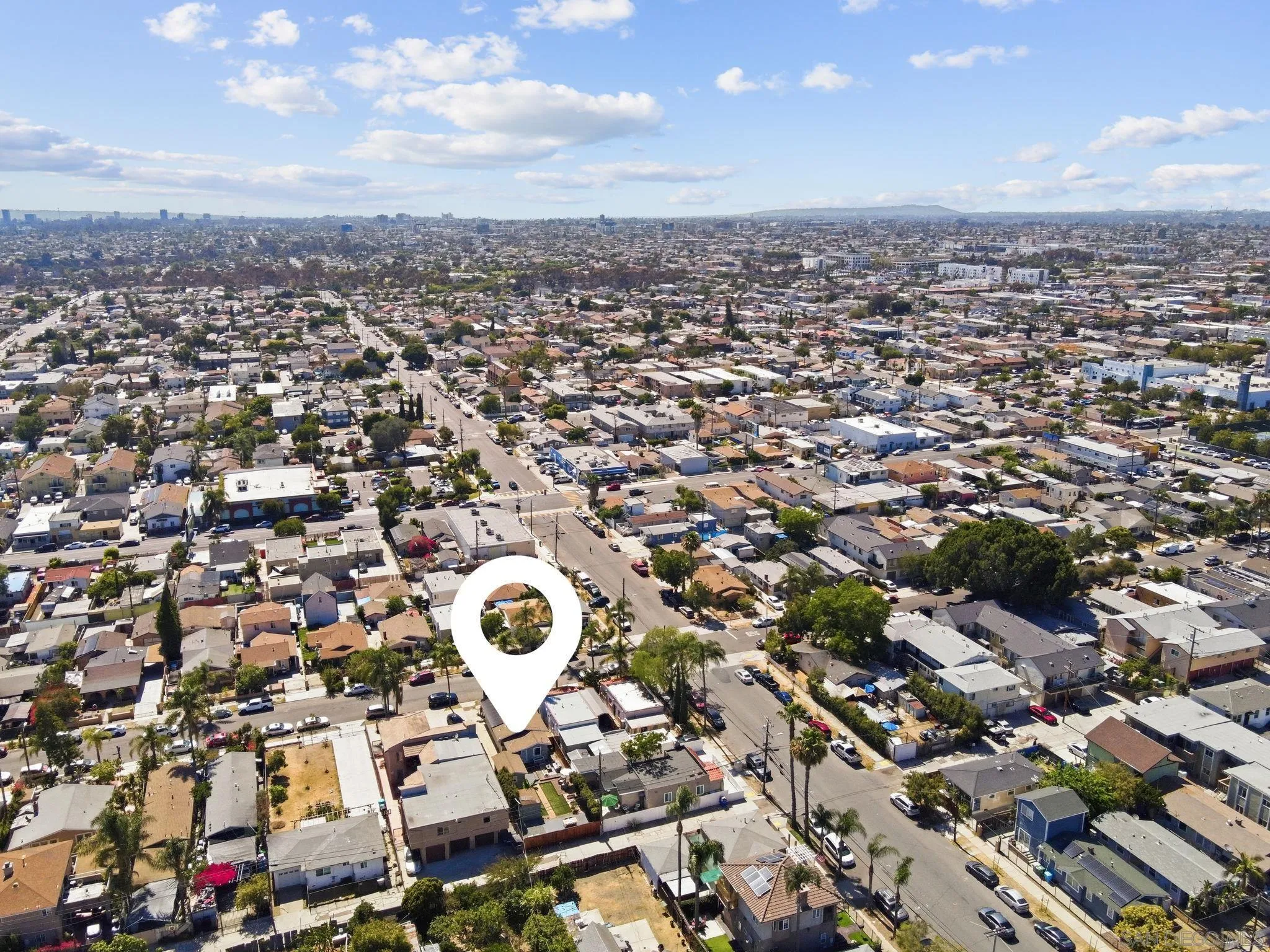https://cdn.realtyfeed.com/cdn/127/260015037/57151263faec1f7d3d041c660ae805ff.webp
