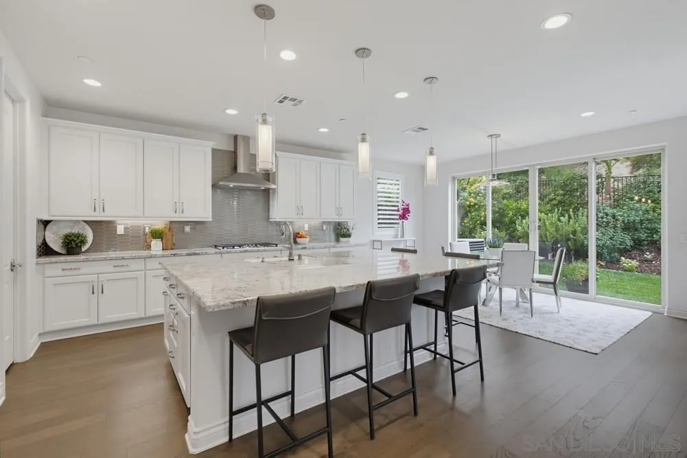 https://cdn.realtyfeed.com/cdn/127/260015042/251690f2e6801462c8eacbd6b1d25b22.webp