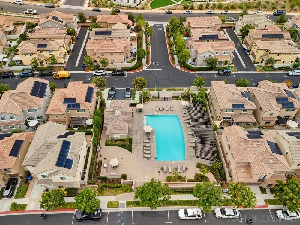 https://cdn.realtyfeed.com/cdn/127/260015042/466fe918eadb877ee6b983f23364fa9a.webp
