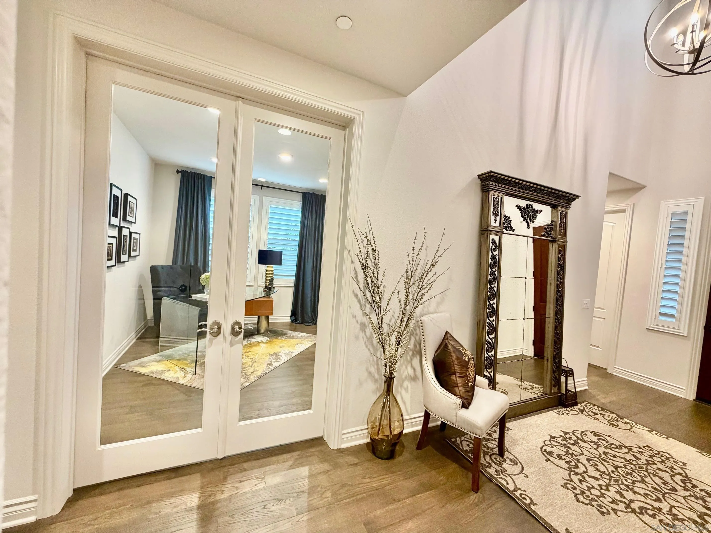 https://cdn.realtyfeed.com/cdn/127/260015042/6629ef30a91fdb82e9e0d5b8e0bc999c.webp