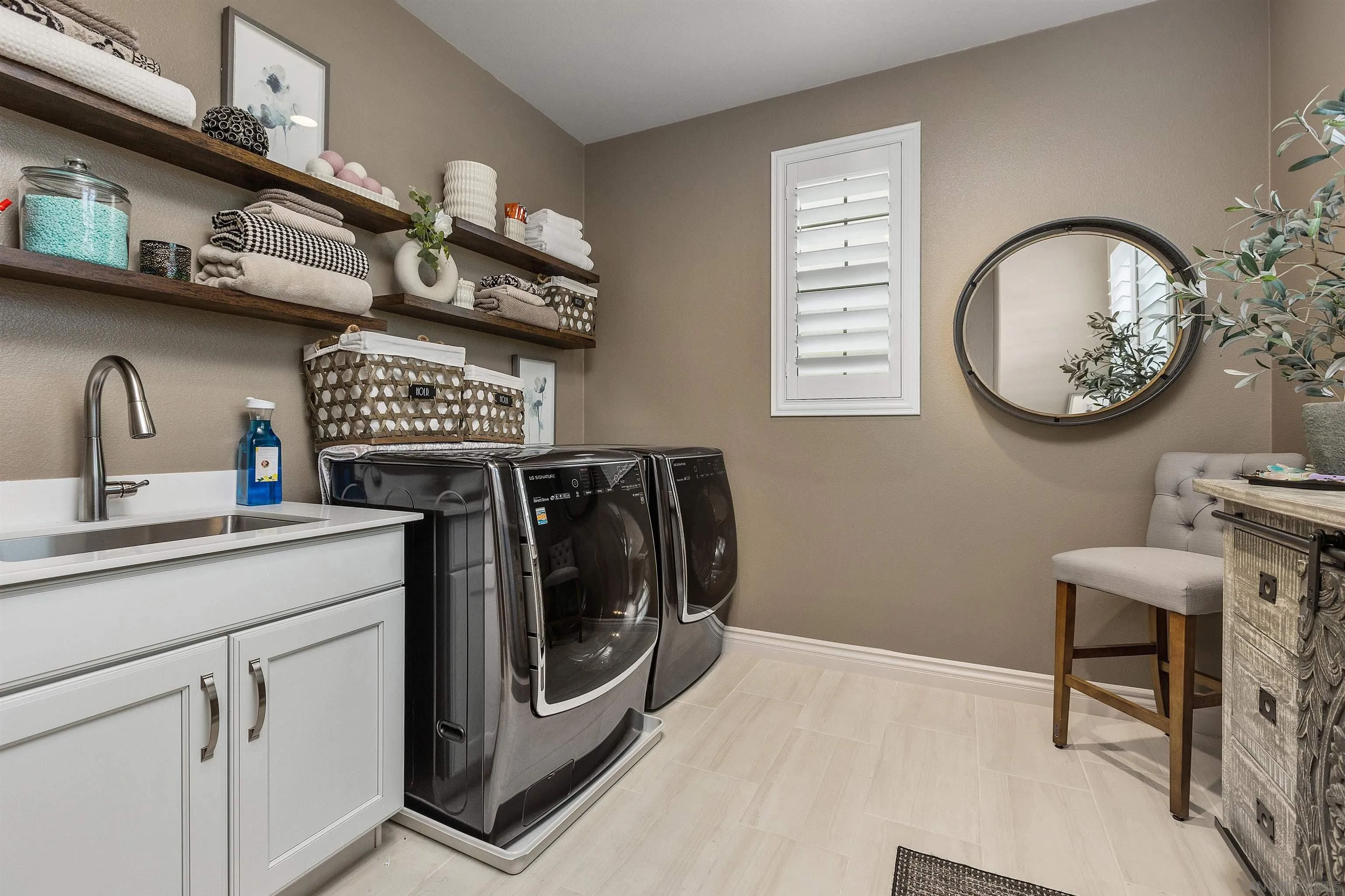https://cdn.realtyfeed.com/cdn/127/260015042/73a46b577d2a669a1201a8944a981d9b.webp