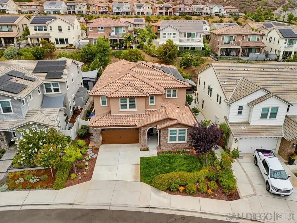 https://cdn.realtyfeed.com/cdn/127/260015042/8000e3ab488e5339db066efbd0efd486.webp