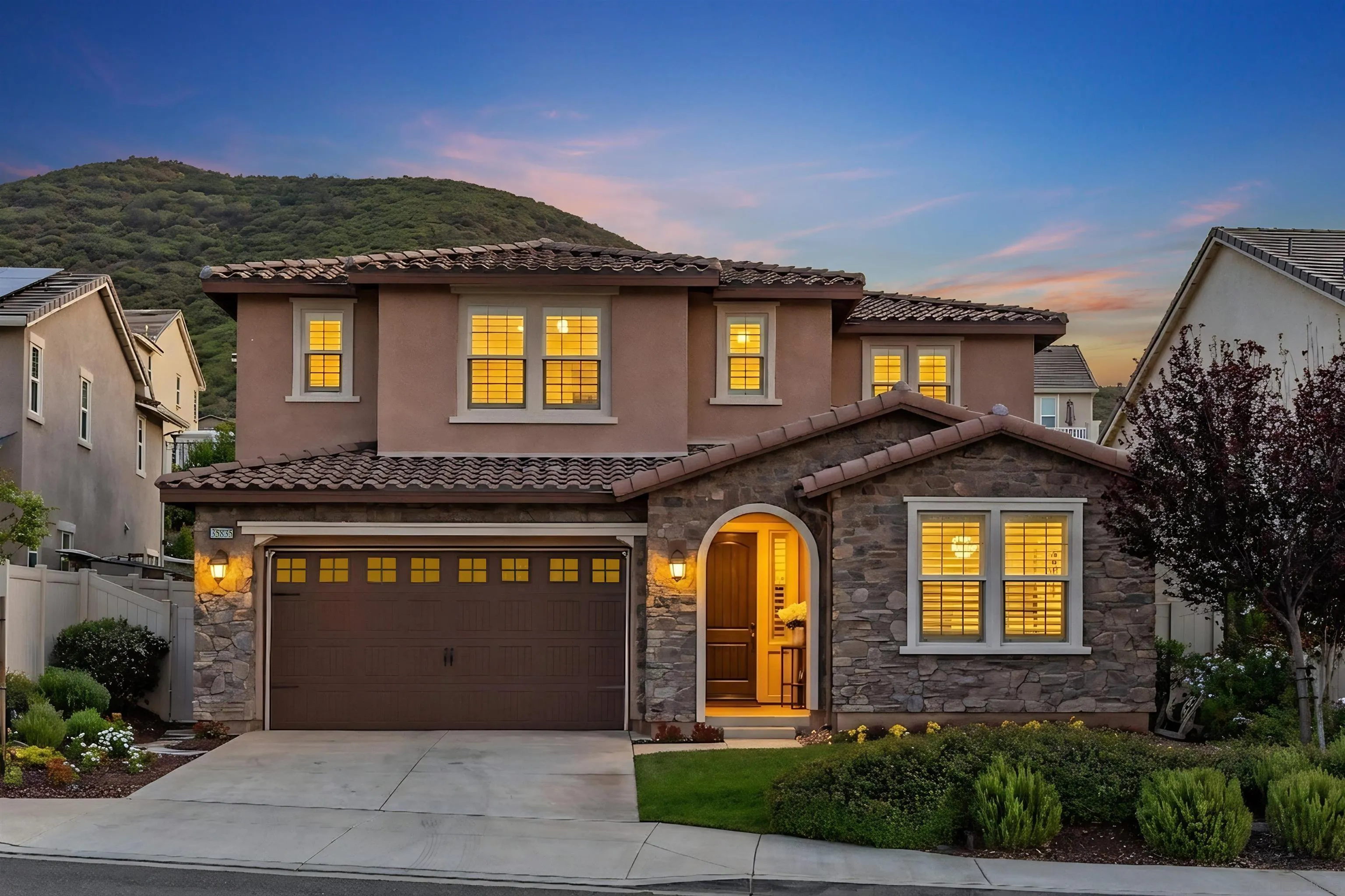 https://cdn.realtyfeed.com/cdn/127/260015042/c5ed3167037df1cb0c3f130d5d372b05.webp