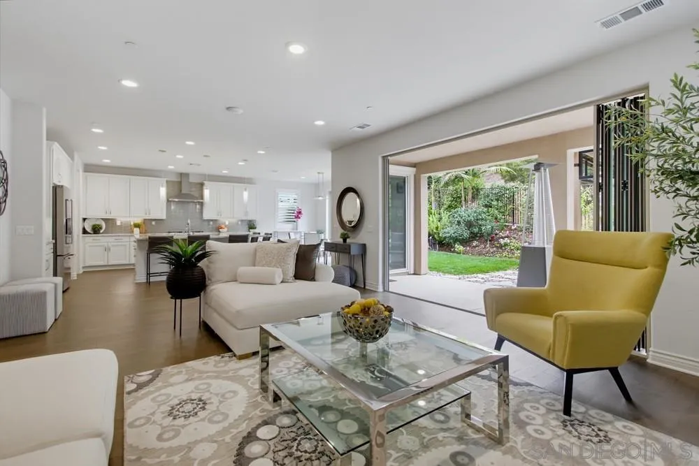 https://cdn.realtyfeed.com/cdn/127/260015042/d39945e11ccb64bf1bc69b9acbaf3584.webp