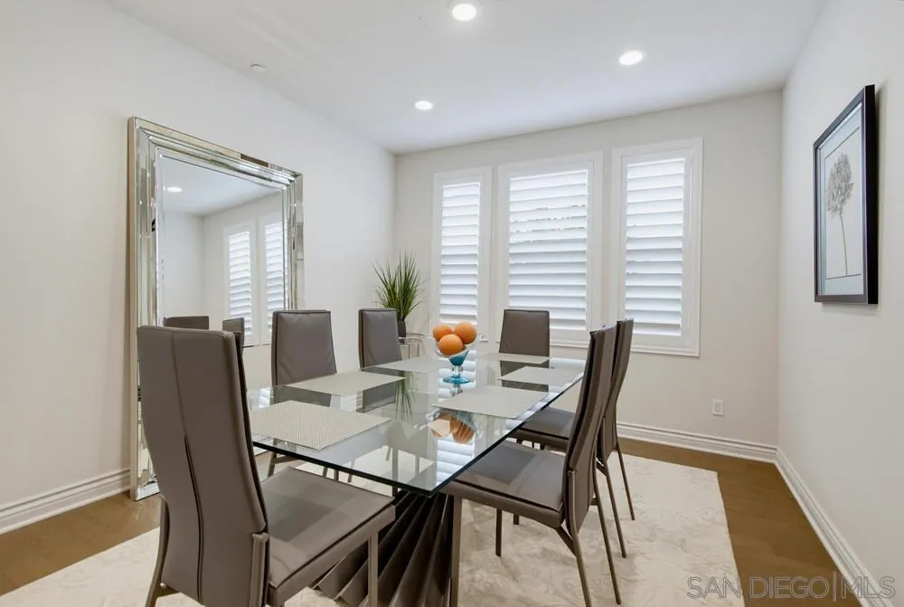 https://cdn.realtyfeed.com/cdn/127/260015042/ef3f12579944c4552a6ac08029b80ac2.webp