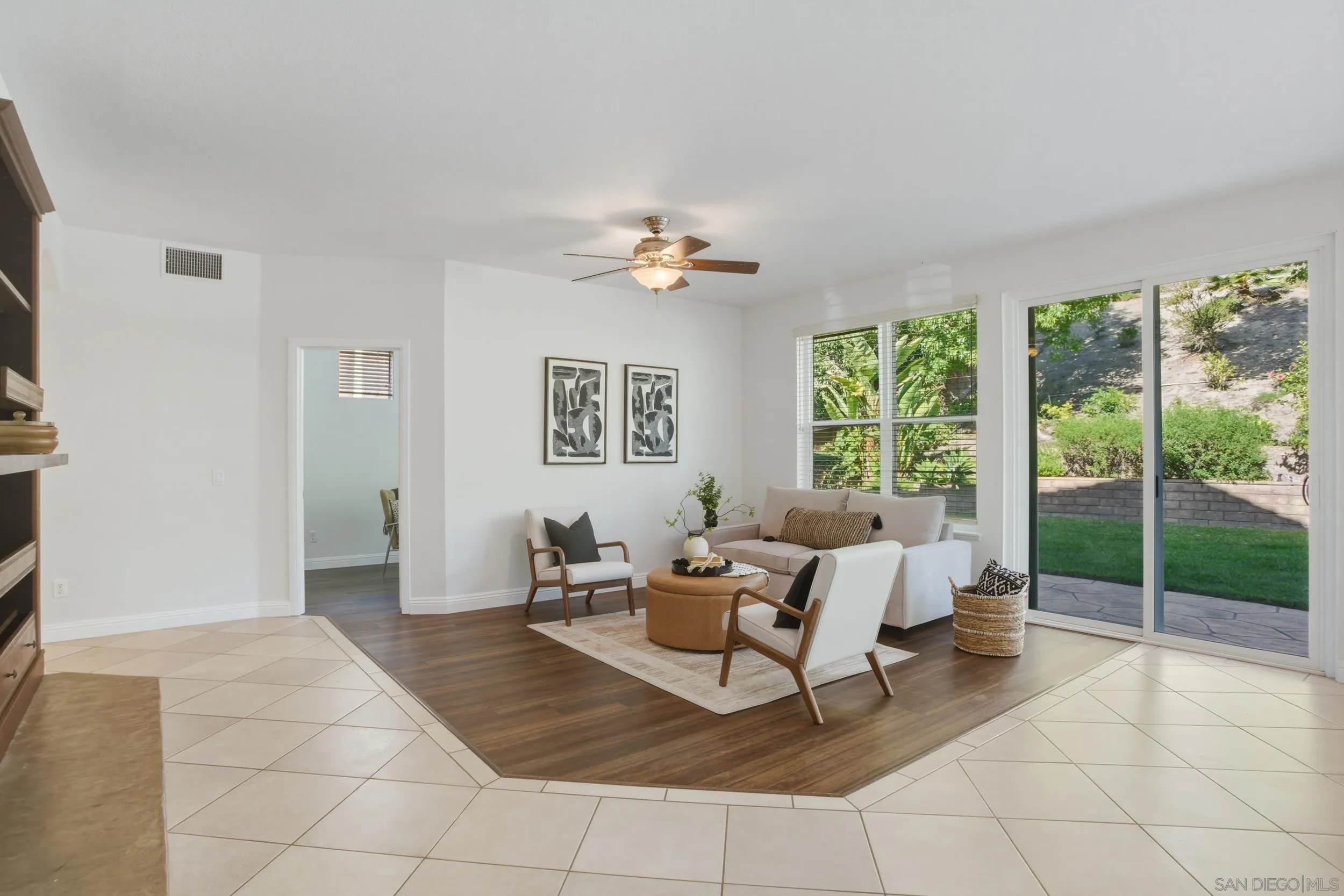 https://cdn.realtyfeed.com/cdn/127/260015047/44d2abdd4eb79af6ba8d594ff96e5beb.webp