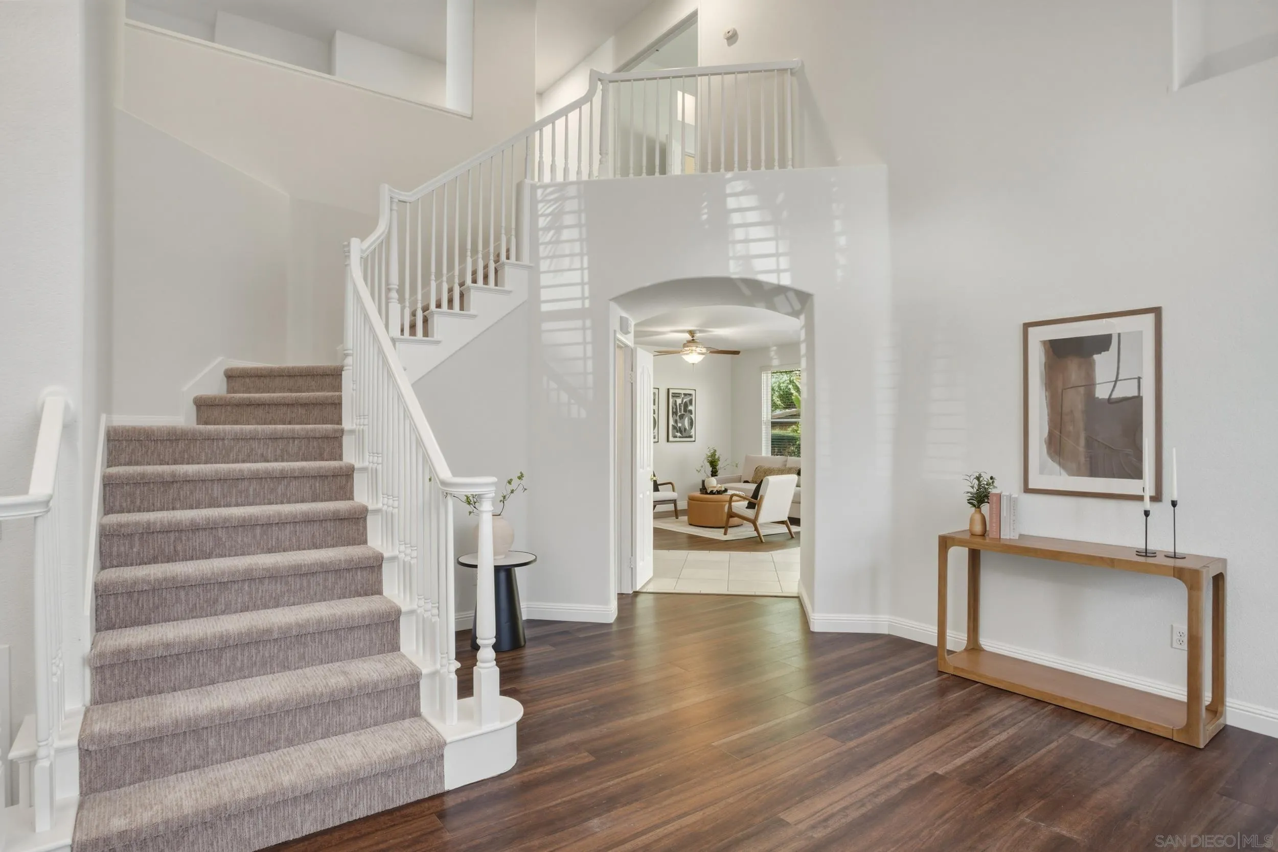 https://cdn.realtyfeed.com/cdn/127/260015047/e1ba34b306cde2c04a56aa3f3d278305.webp