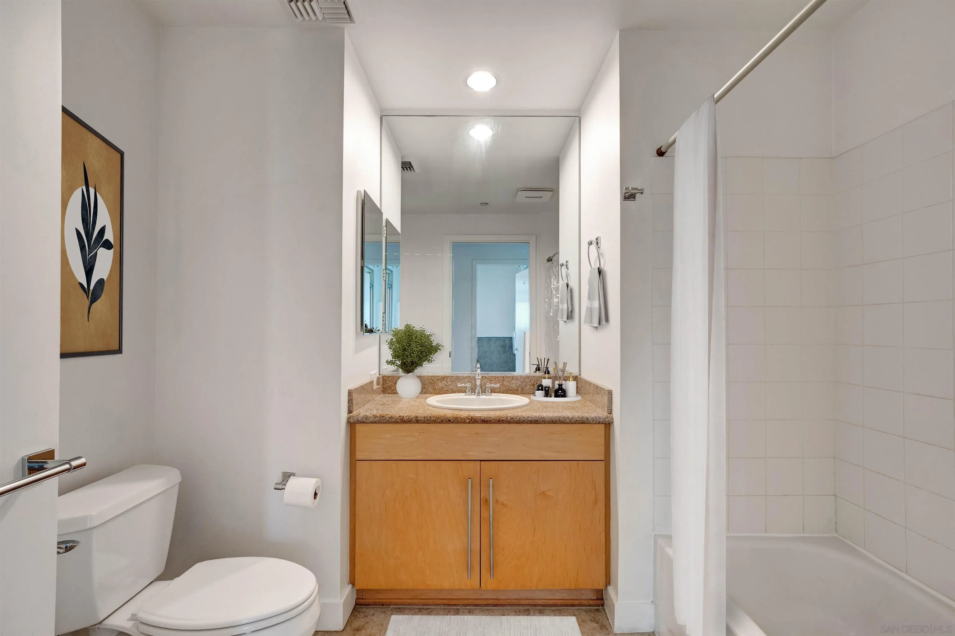 Photo #8: 260015048 Listing: Photo #8