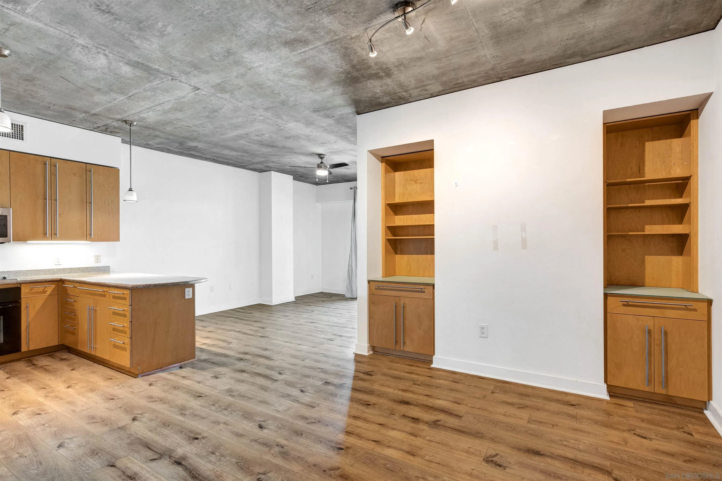 Photo #14: 260015048 Listing: Photo #14