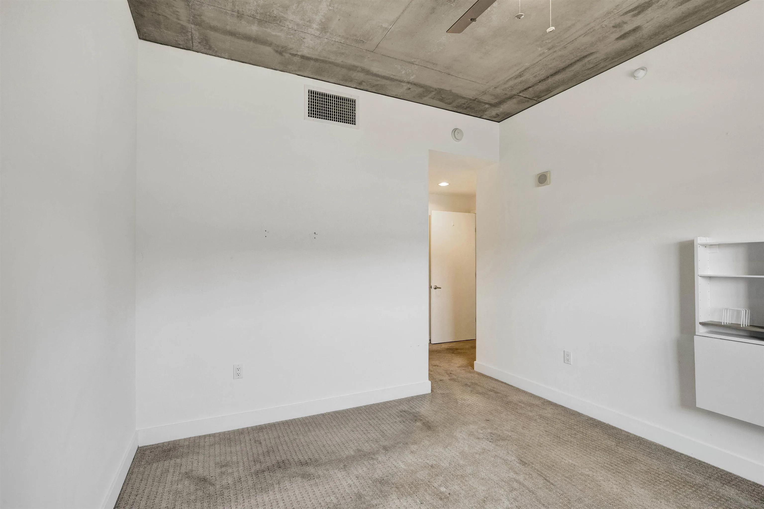 Photo #31: 260015048 Listing: Photo #31