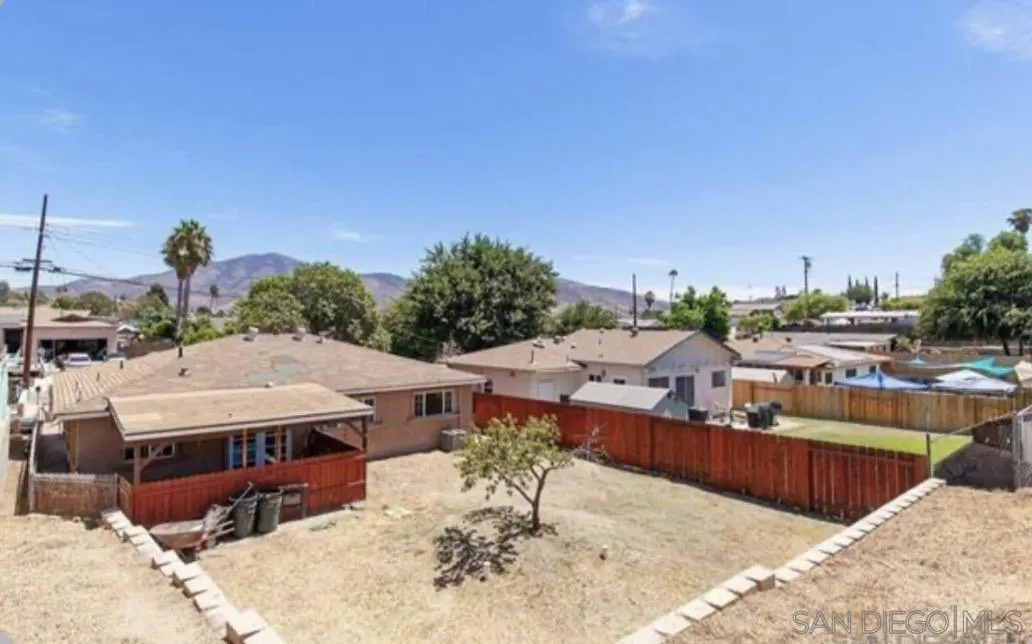 https://cdn.realtyfeed.com/cdn/127/260015055/eb10e4ad5b39dc16fb42a30e34f729fd.webp