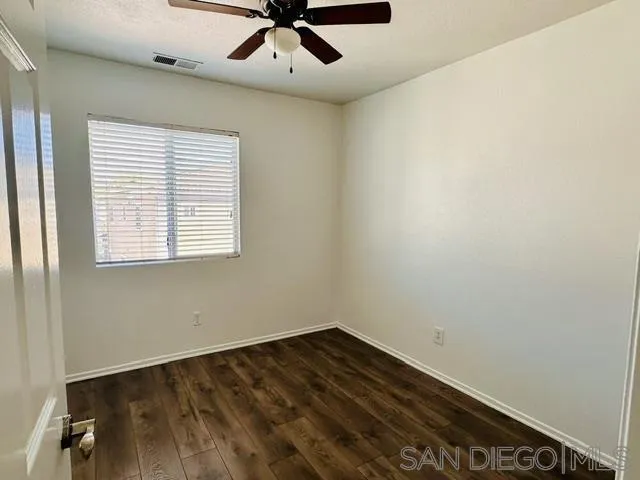 https://cdn.realtyfeed.com/cdn/127/260015058/d25bcdb3659f866503d6edf83619065b.webp
